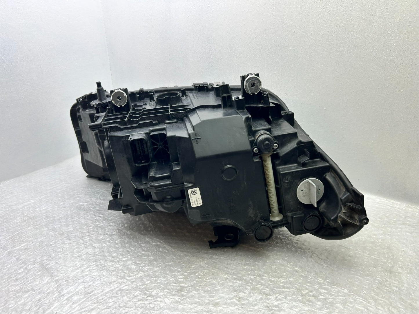 Original BMW 5er G30 G31 LED Scheinwerfer links 84991116