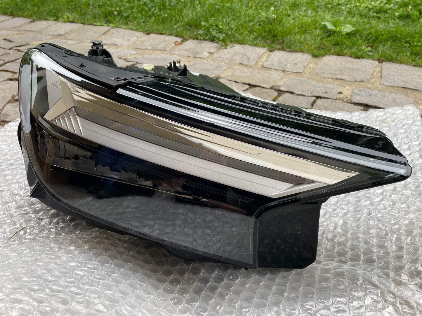 Original Audi Q4 E-tron Scheinwerfer rechts 89A941034D1