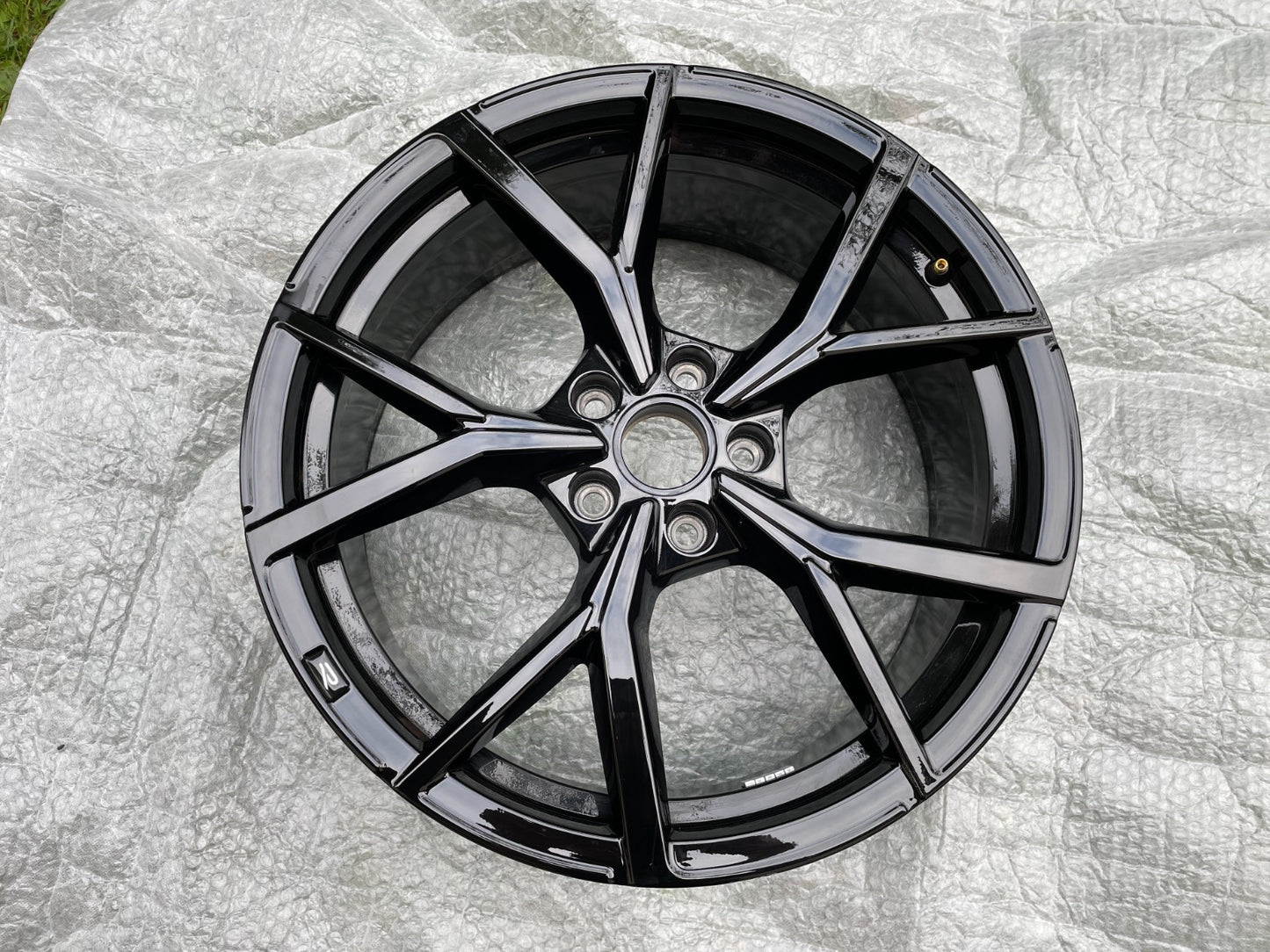 1x Original VW Golf VIII 8 R-linke Alufelge 8Jx19 Zoll ET50 5H0601025S0