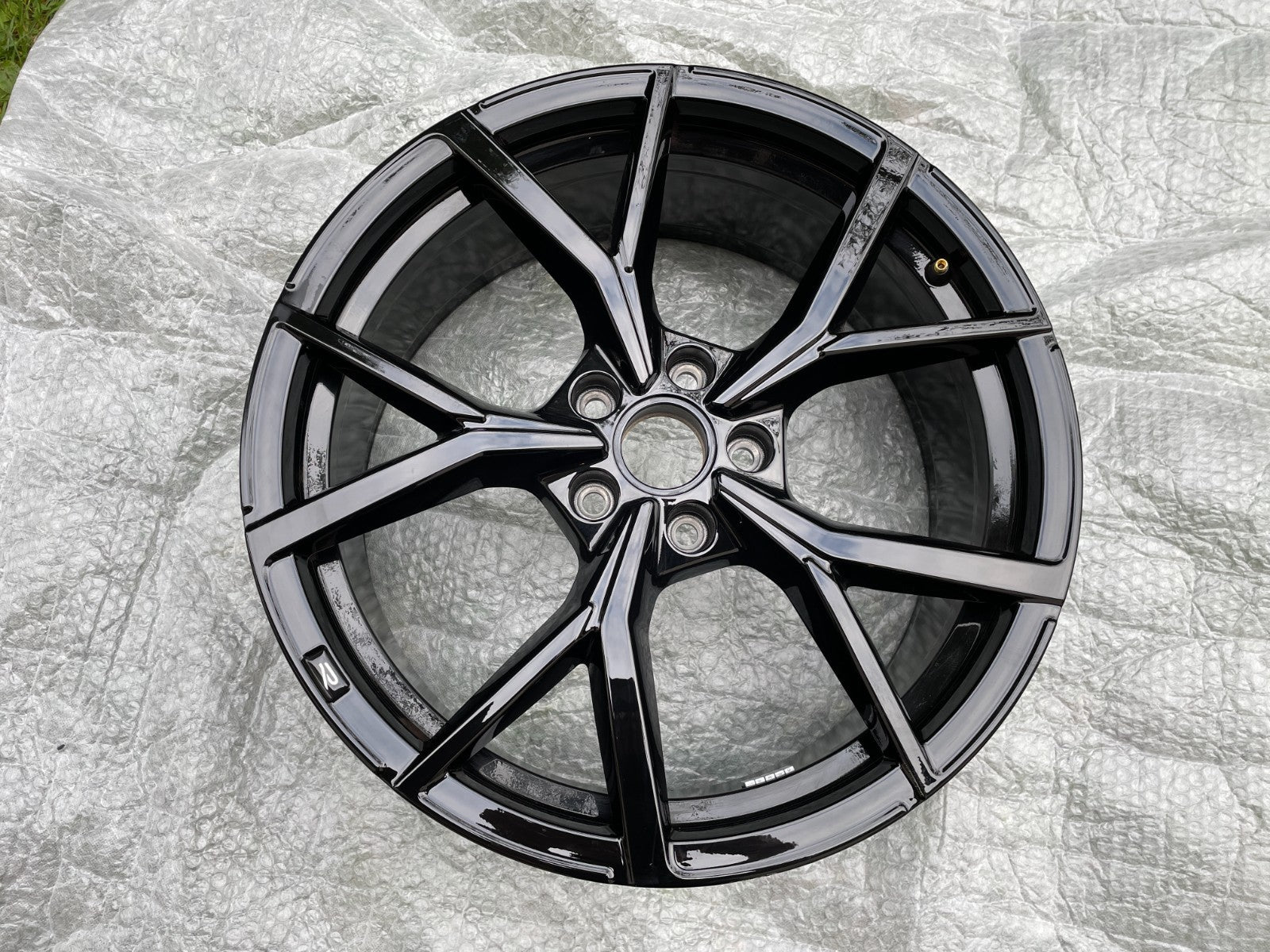 1x Original VW Golf VIII 8 R-linke Alufelge 8Jx19 Zoll ET50 5H0601025S0