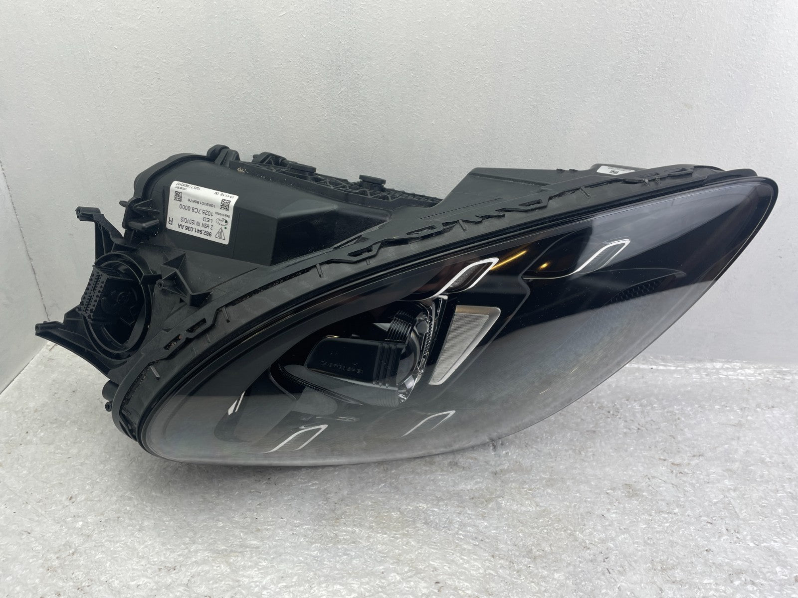 Original Porsche 718 982 GT4 Boxster Cayman Scheinwerfer LED rechts 982941036AA7