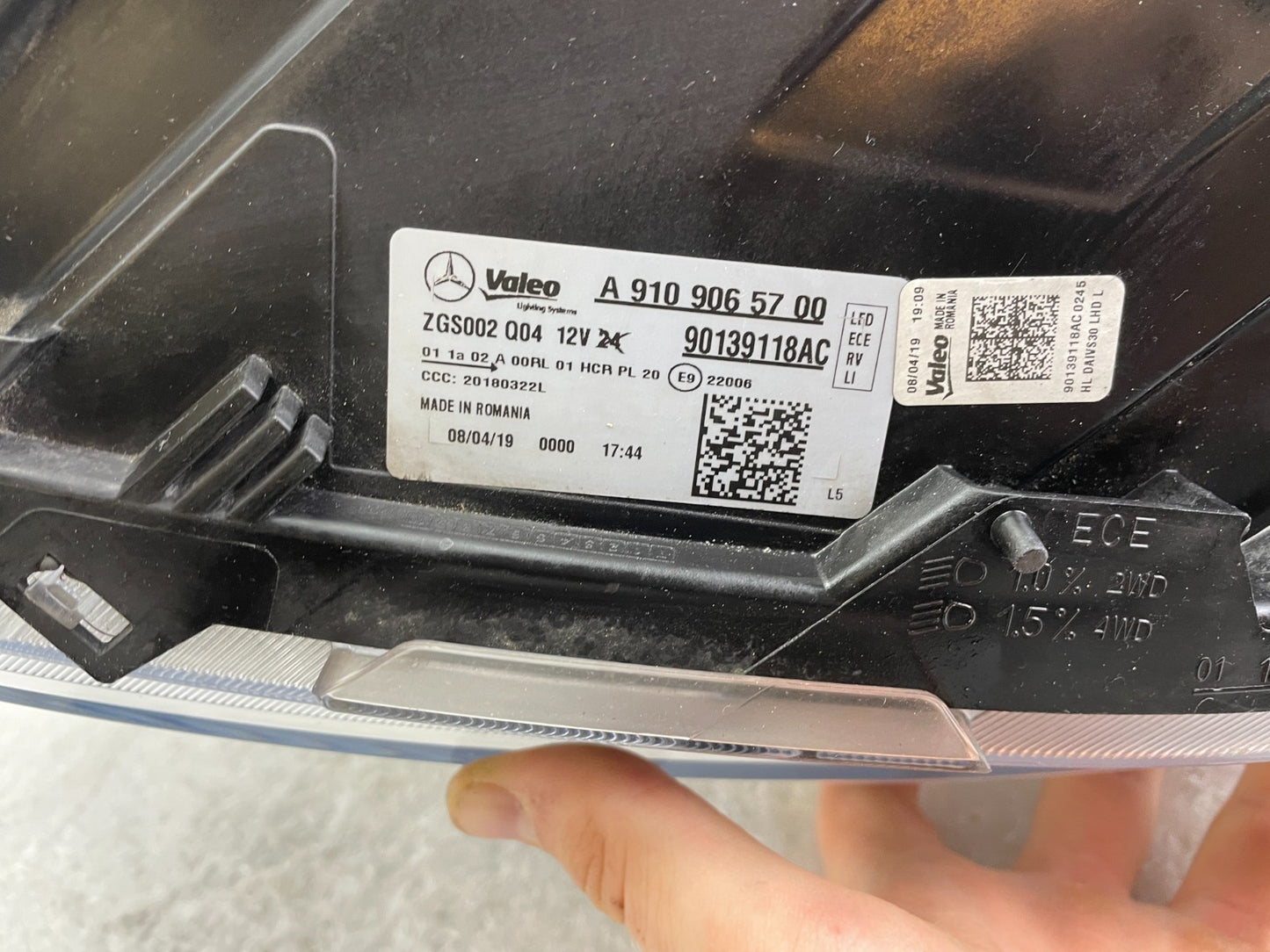 Original Mercedes Sprinter 907 910 LED Scheinwerfer A9109065700 DEFEKT7