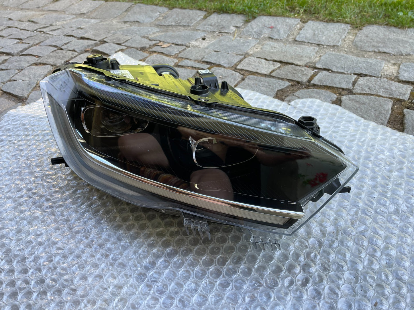 Original VW Polo 2G1 LED Scheinwerfer rechts 2G1941036G1