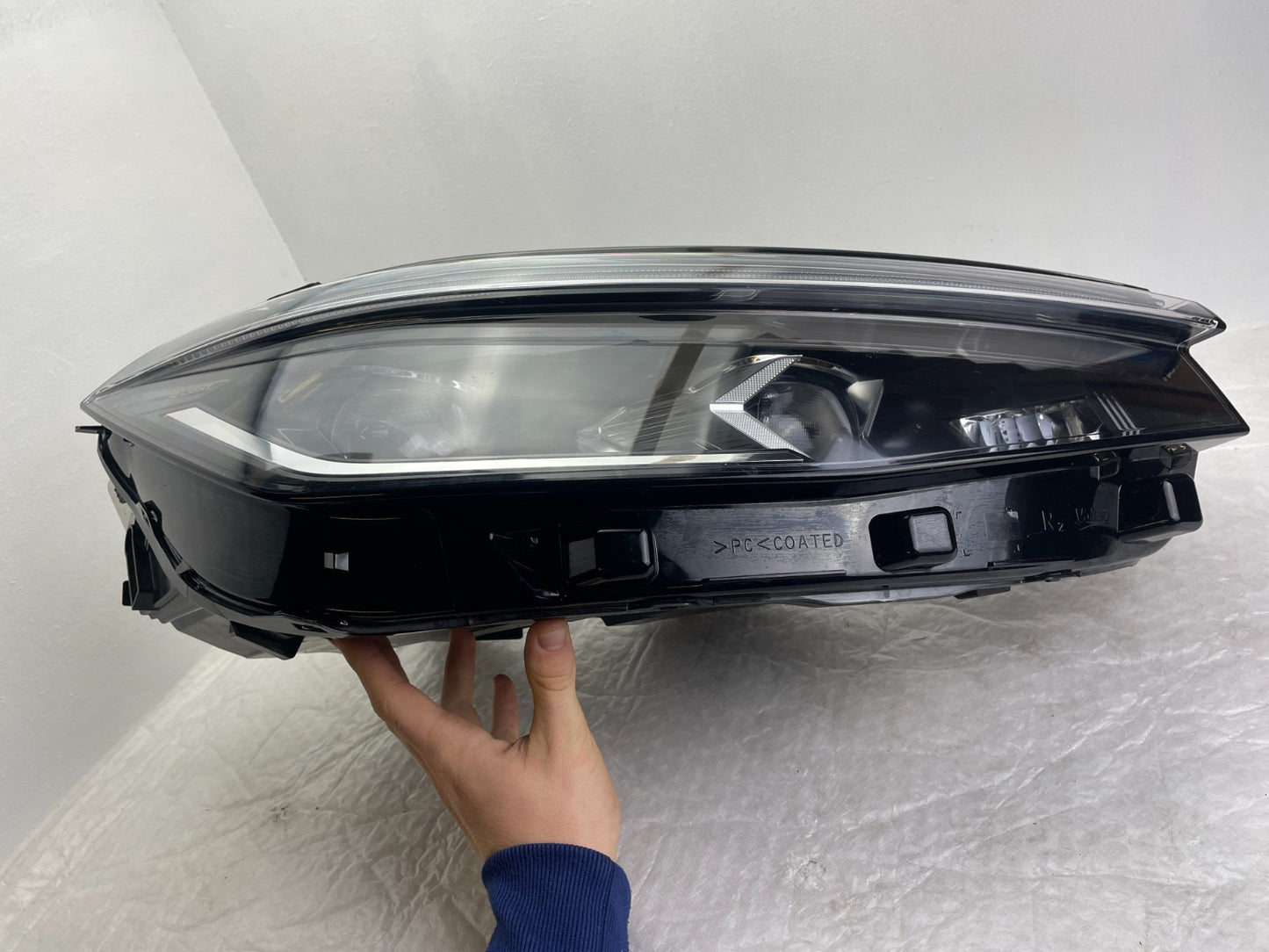 Original VW Passat 3J B9 IQ LED Scheinwerfer rechts 3J194103611