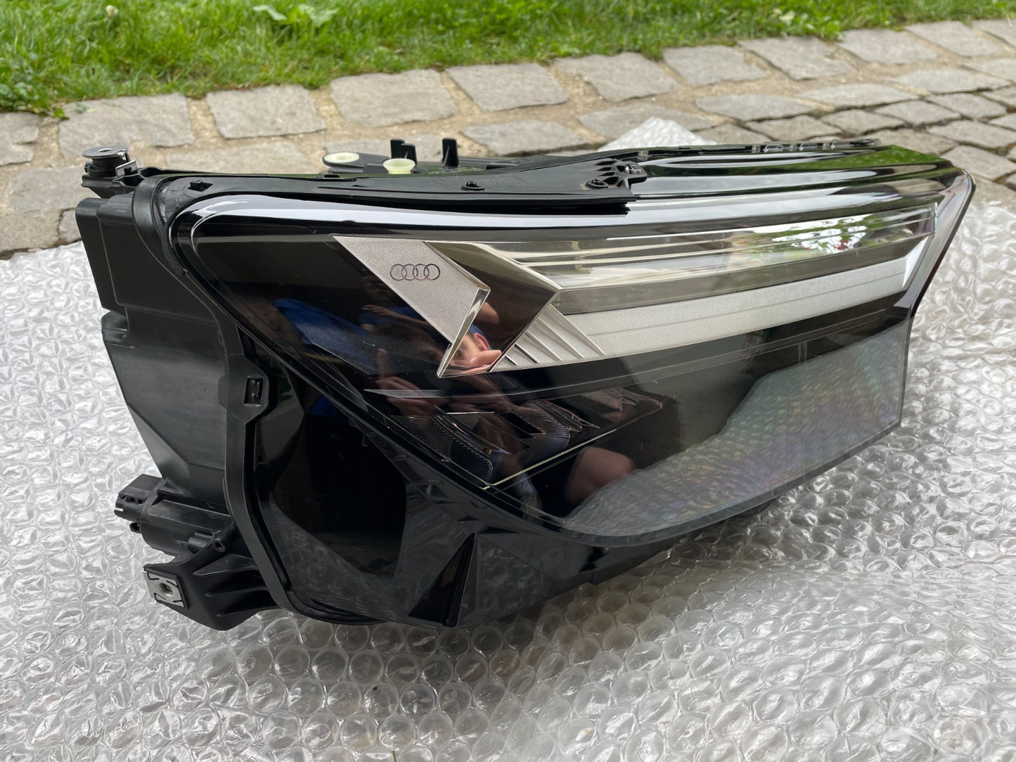 Original Audi Q4 E-tron Scheinwerfer rechts 89A941034D2
