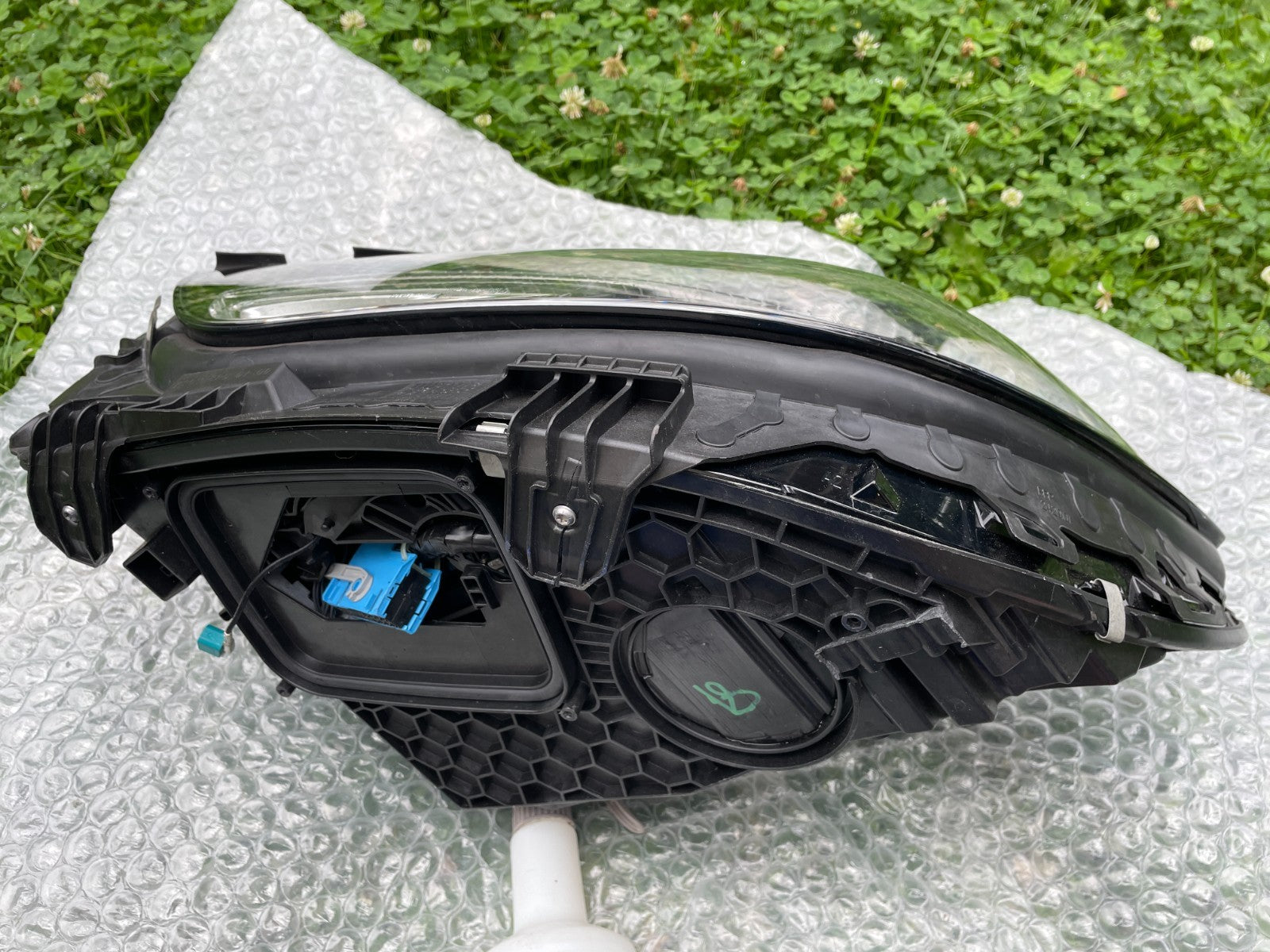 Original Mercedes C W206 Scheinwerfer links A206906530415