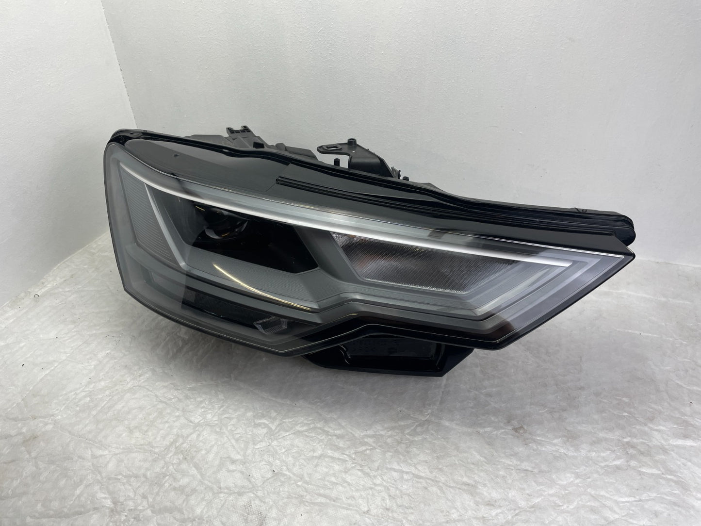 Original Audi A6 4K C8 LED scheinwerfer rechts 4K09410340