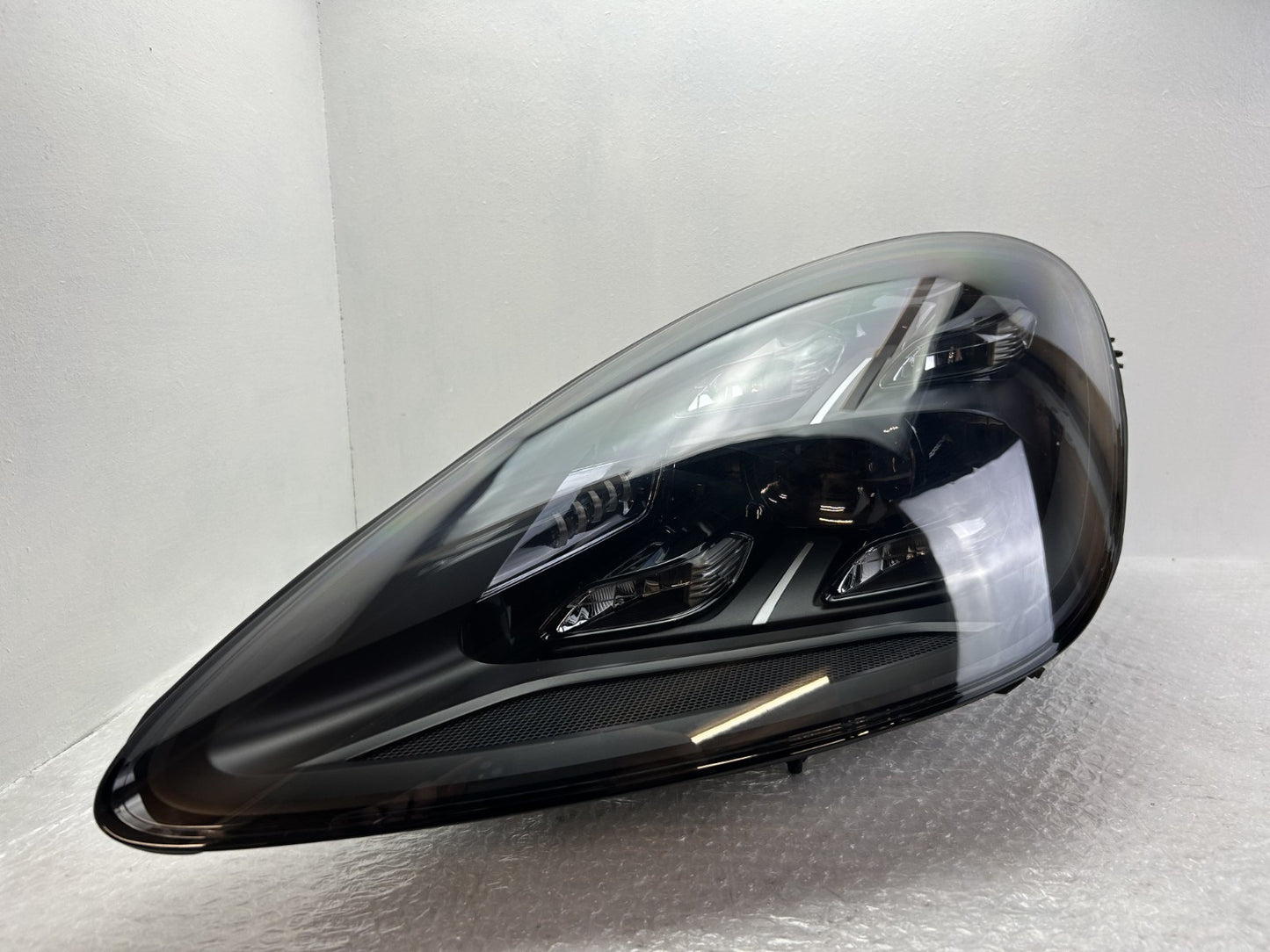 Original Porsche Cayenne LED Matrix Scheinwerfer links 9Y0941103B1