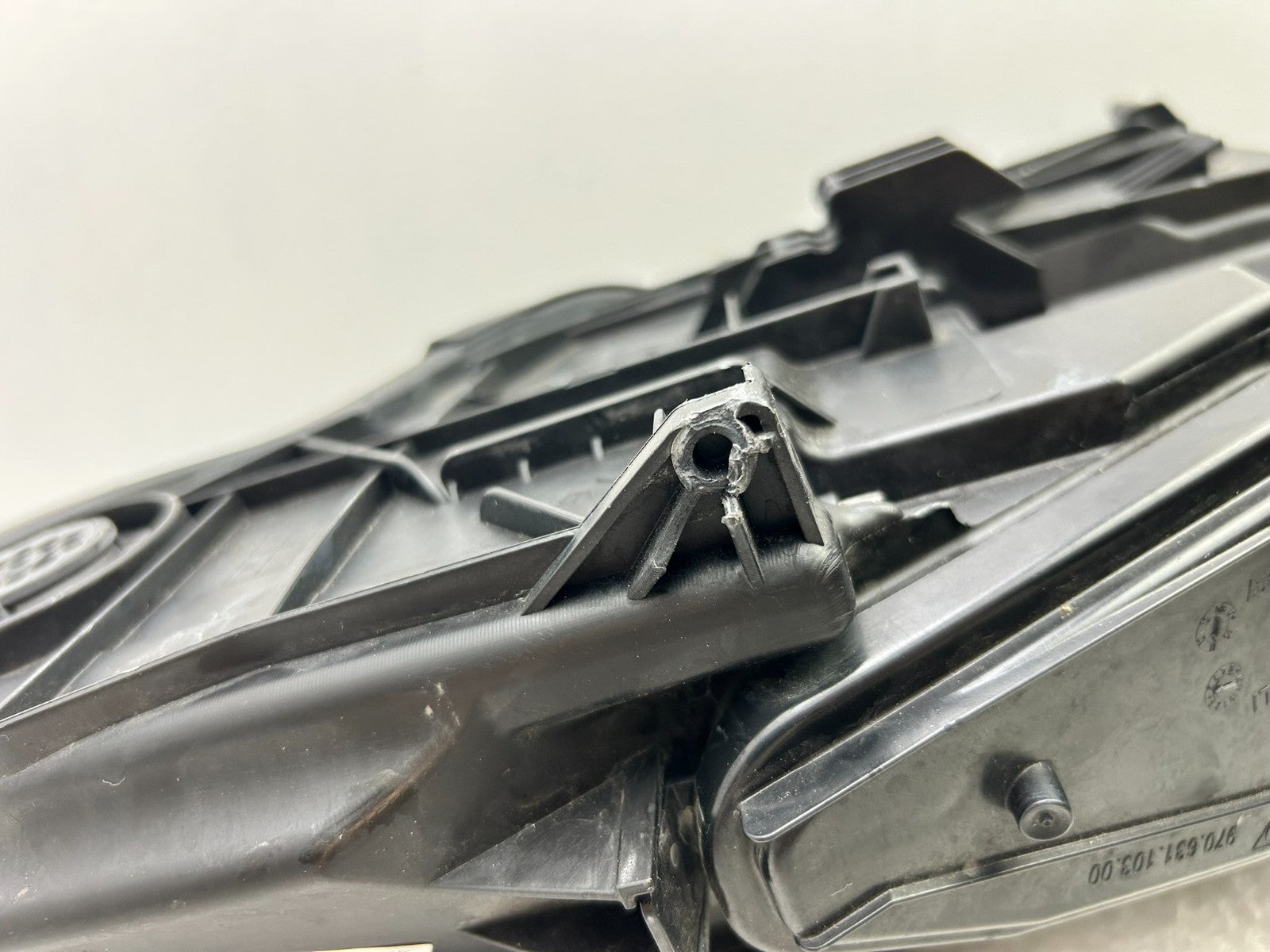 Original Porsche Panamera 970 GTS Bi Xenon Scheinwerfer links 9706319810210