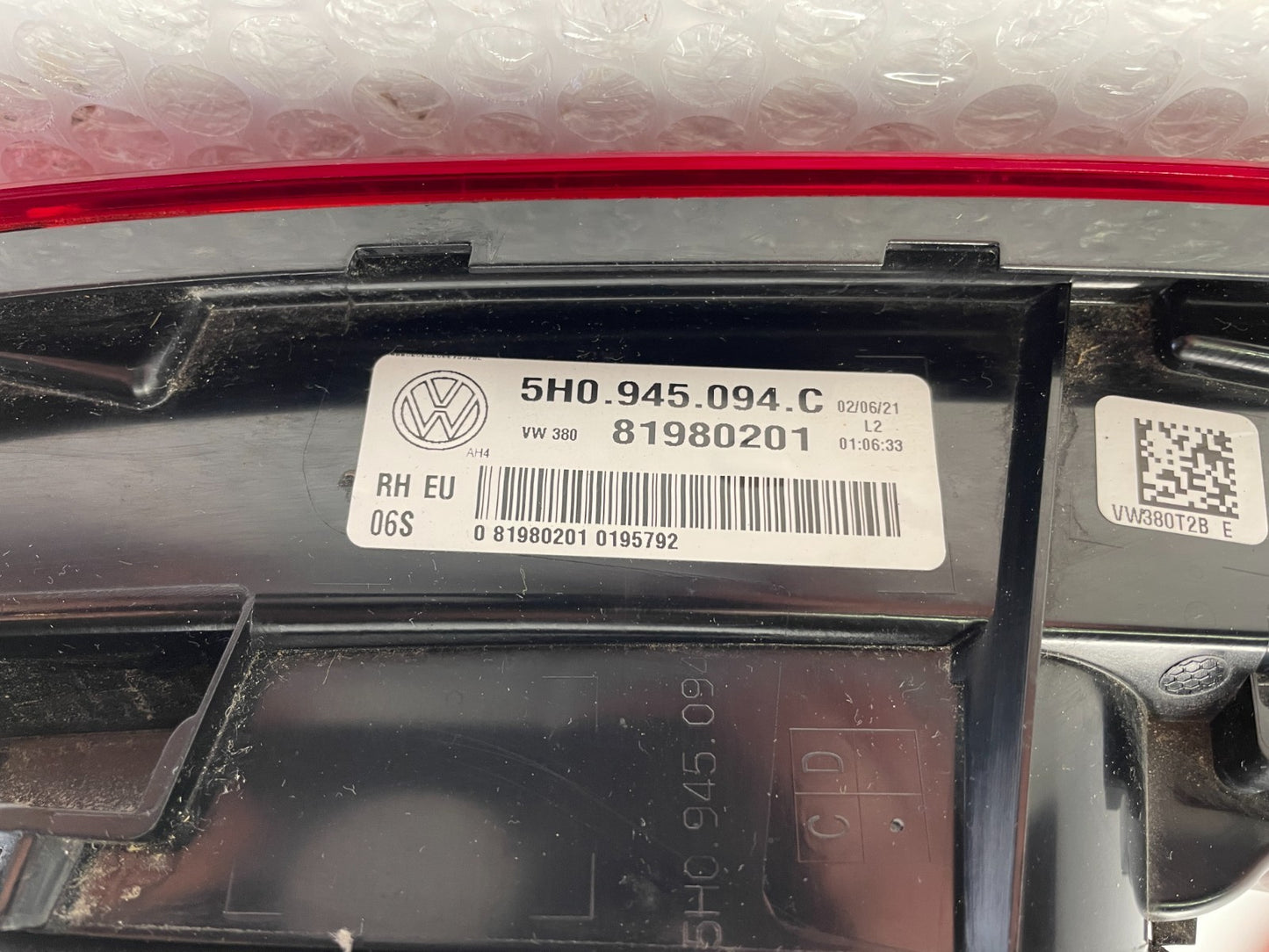 Original VW Golf 8 VIII Rückleuchte Heckleuchte hinten rechts 5H0945094C6