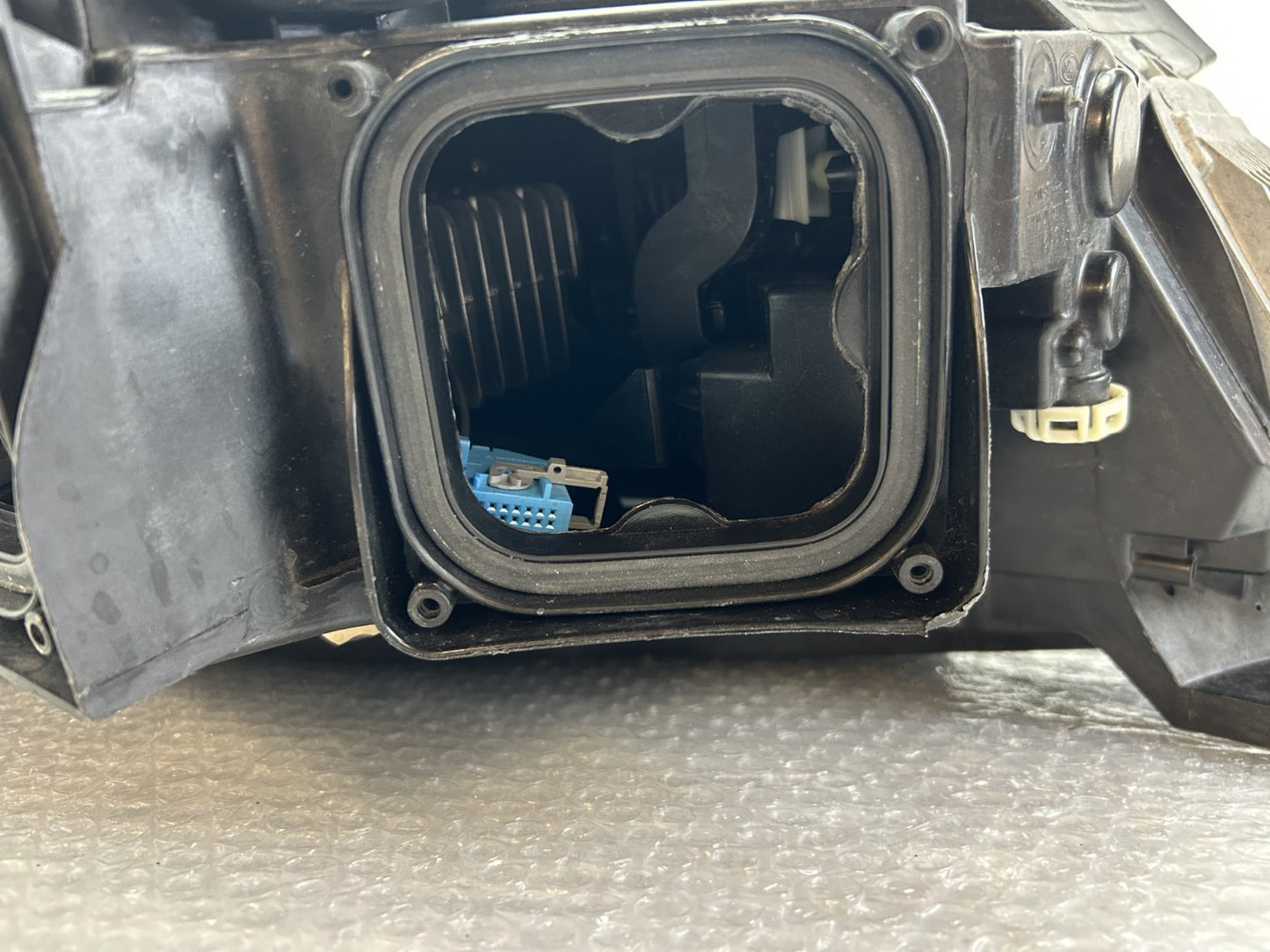 Original Mercedes GLC W253 LED Scheinwerfer links A253906570110