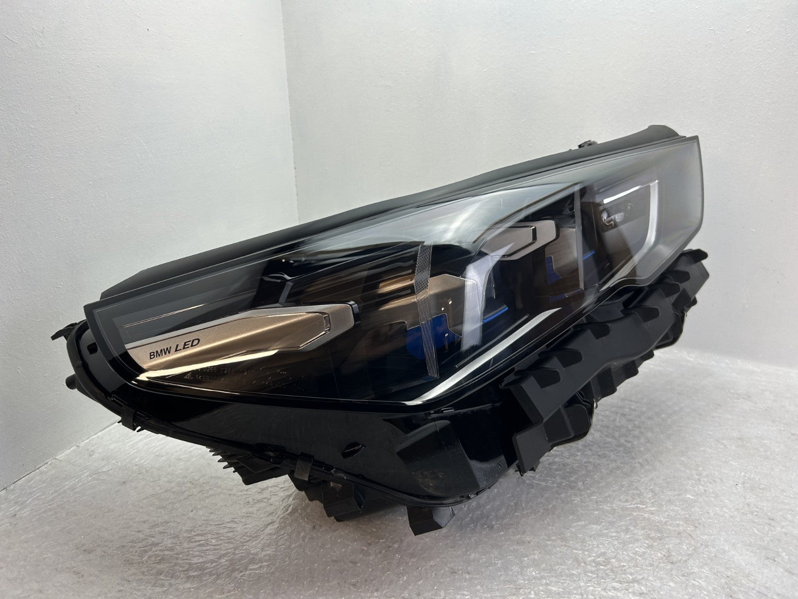 Original BMW 5er G60 G61 LED Scheinwerfer rechts 5A798D22