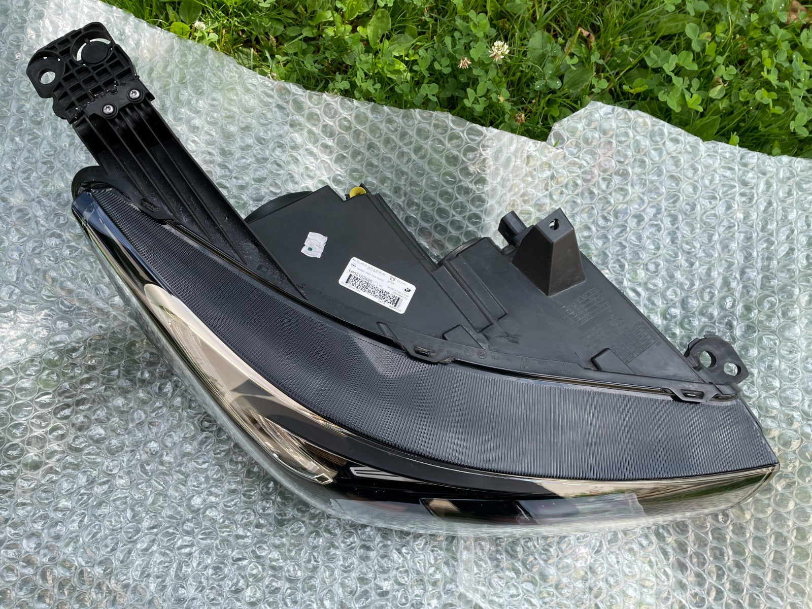 Original Opel Grandland Scheinwerfer rechts YP001626803