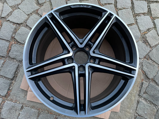 1x Mercedes-Benz AMG GT C C190 Alufelge 9Jx19 Zoll ET61 / A19040118000