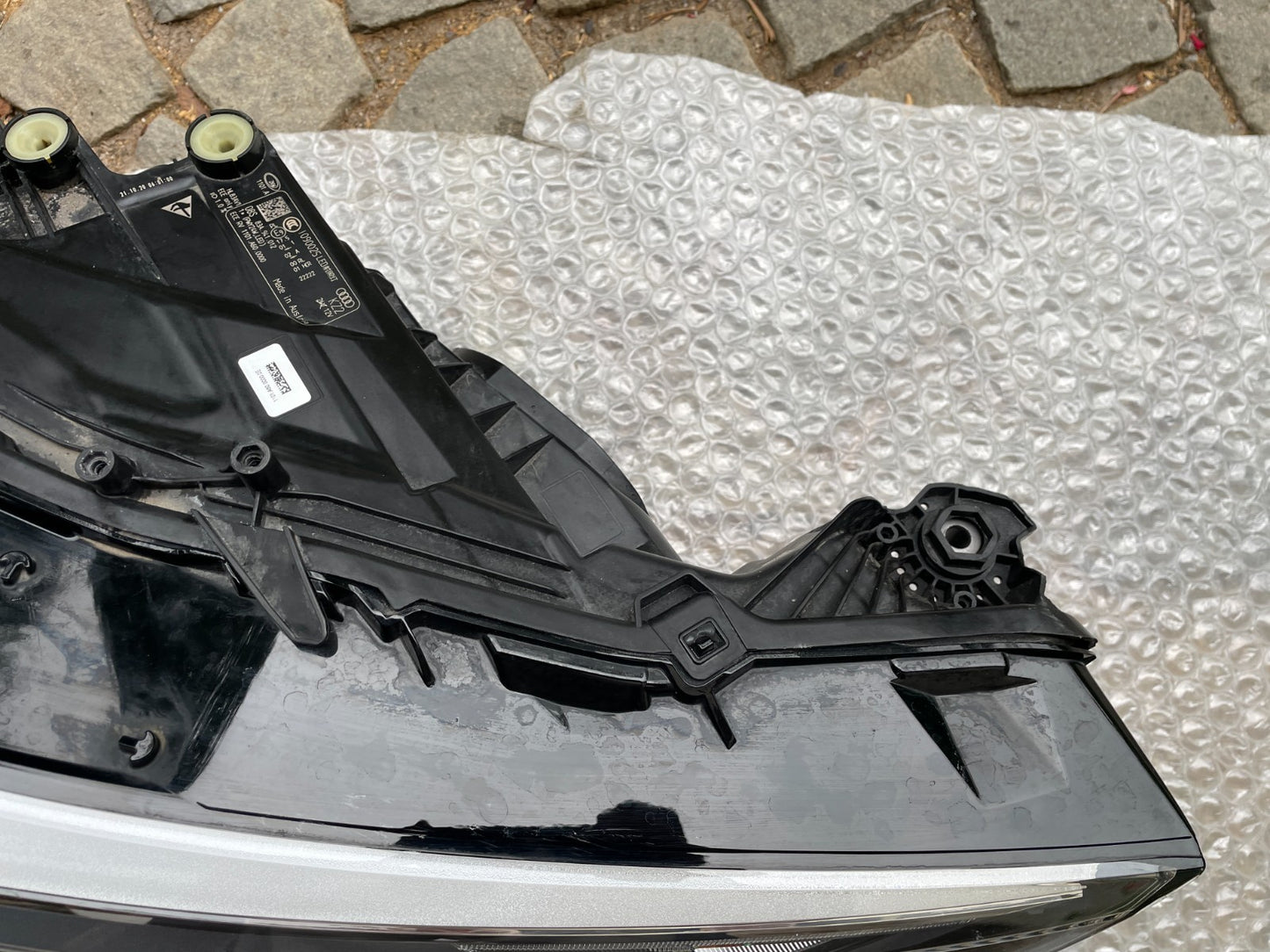 Original Audi Q3 LED Scheinwerfer rechts 83A9410127