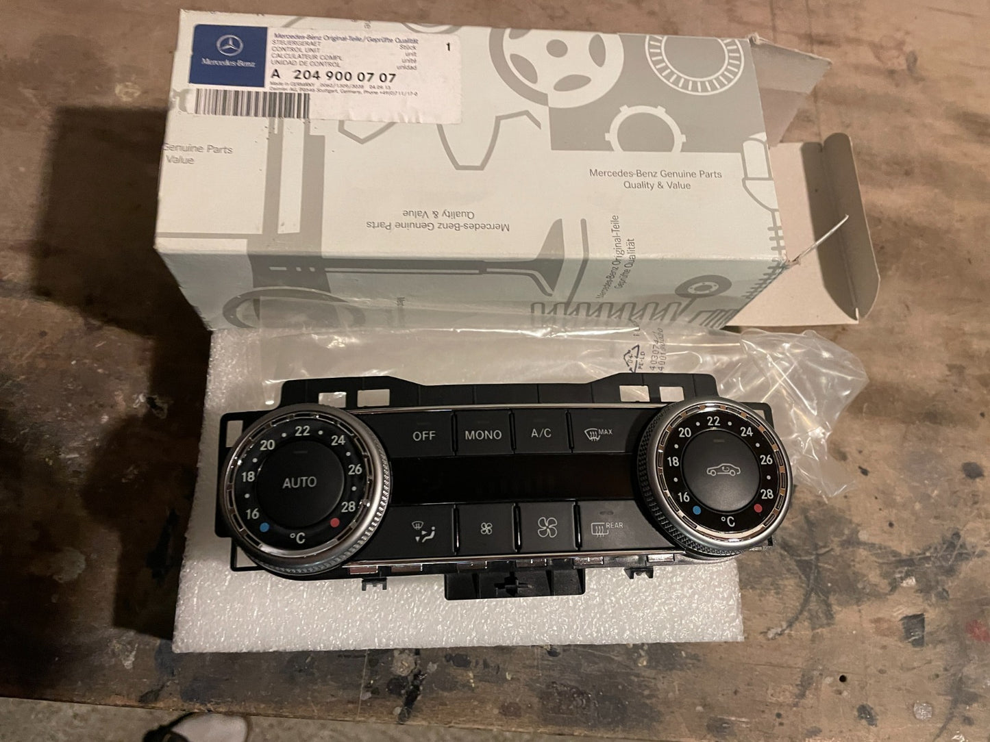 Original Mercedes C-Klasse W204 Klimabedienteil Klimaanlage Klima A20483041902