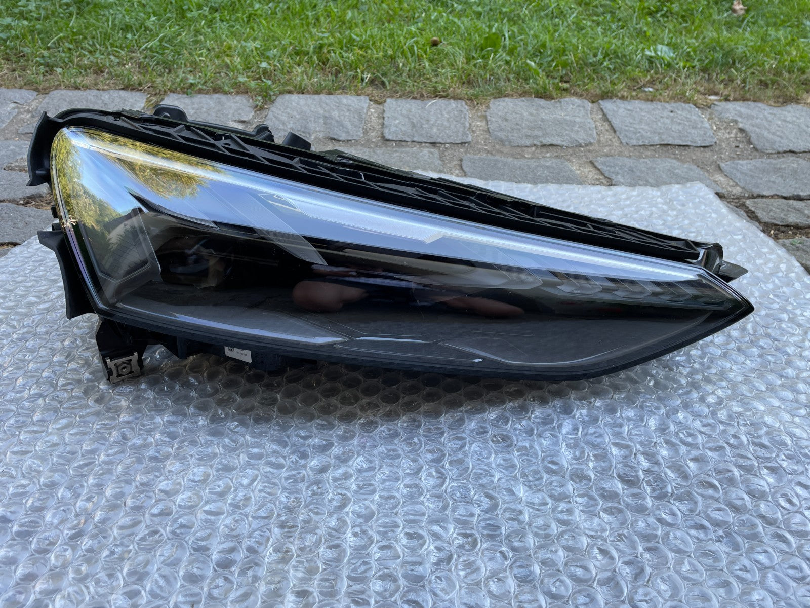 Audi e-tron GT RS LED Scheinwerfer rechts 4J39410360