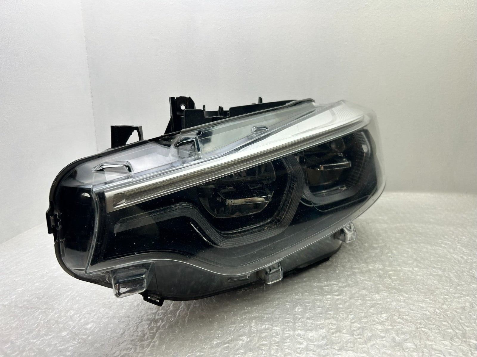 BMW M3 F80 M4 F82 F83 F32 F33 F36 Adaptive LED Scheinwerfer links 74762111