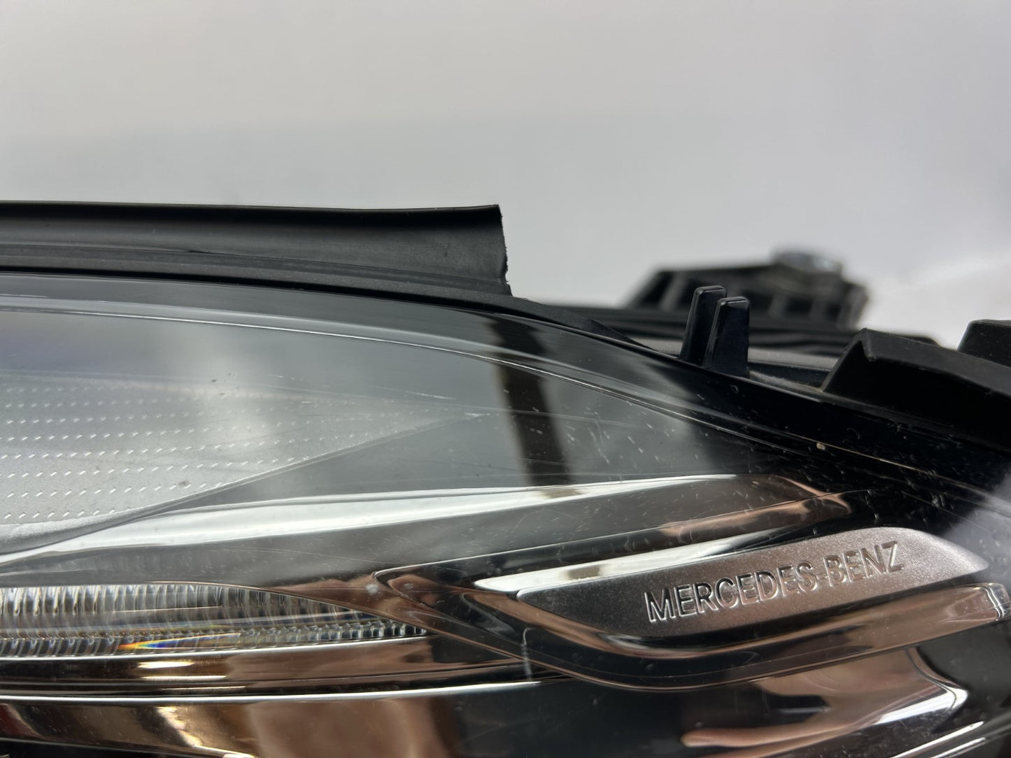 Original Mercedes W253 GLC LED Scheinwerfer links A25390603014