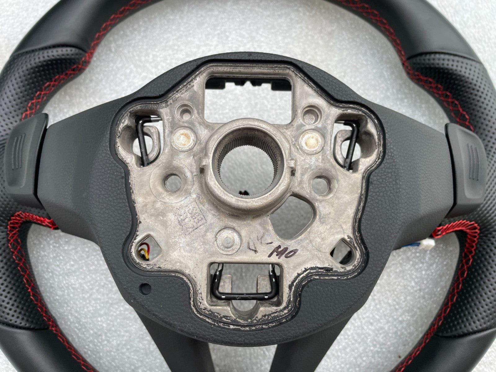 Original VW Golf VIII 8 Multifunktionslenkrad rot Leder 5H0959542C11