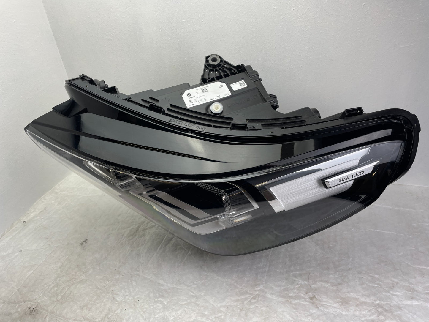 Original BMW X1 U11 LED Scheinwerfer links 5A9A2273