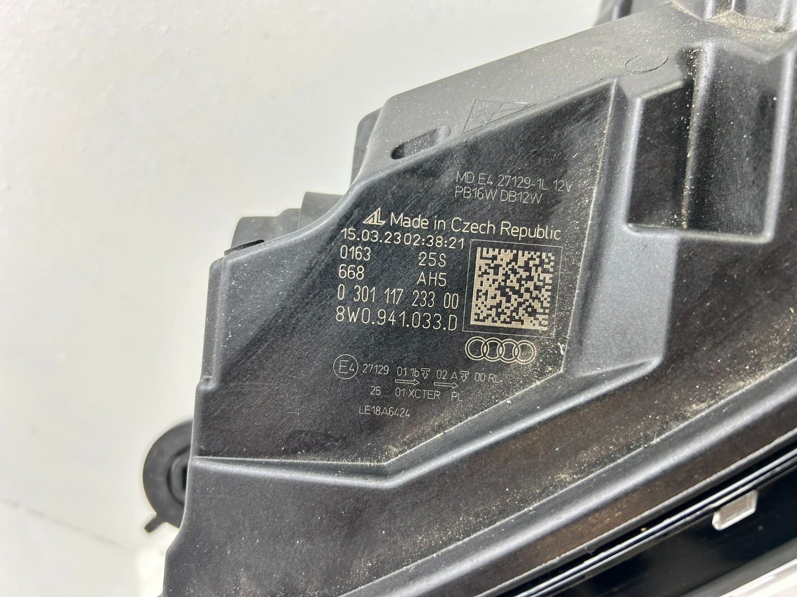 Original Audi A4 8W B9 LED Scheinwerfer links 8W0941033D5