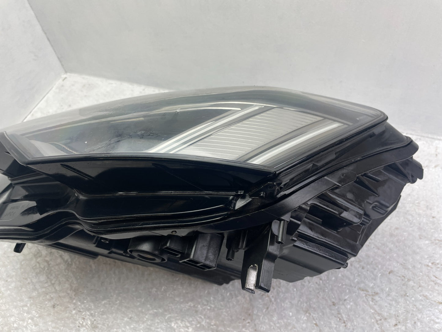 Original Audi A6 4K C8 LED Scheinwerfer links 4K09410397