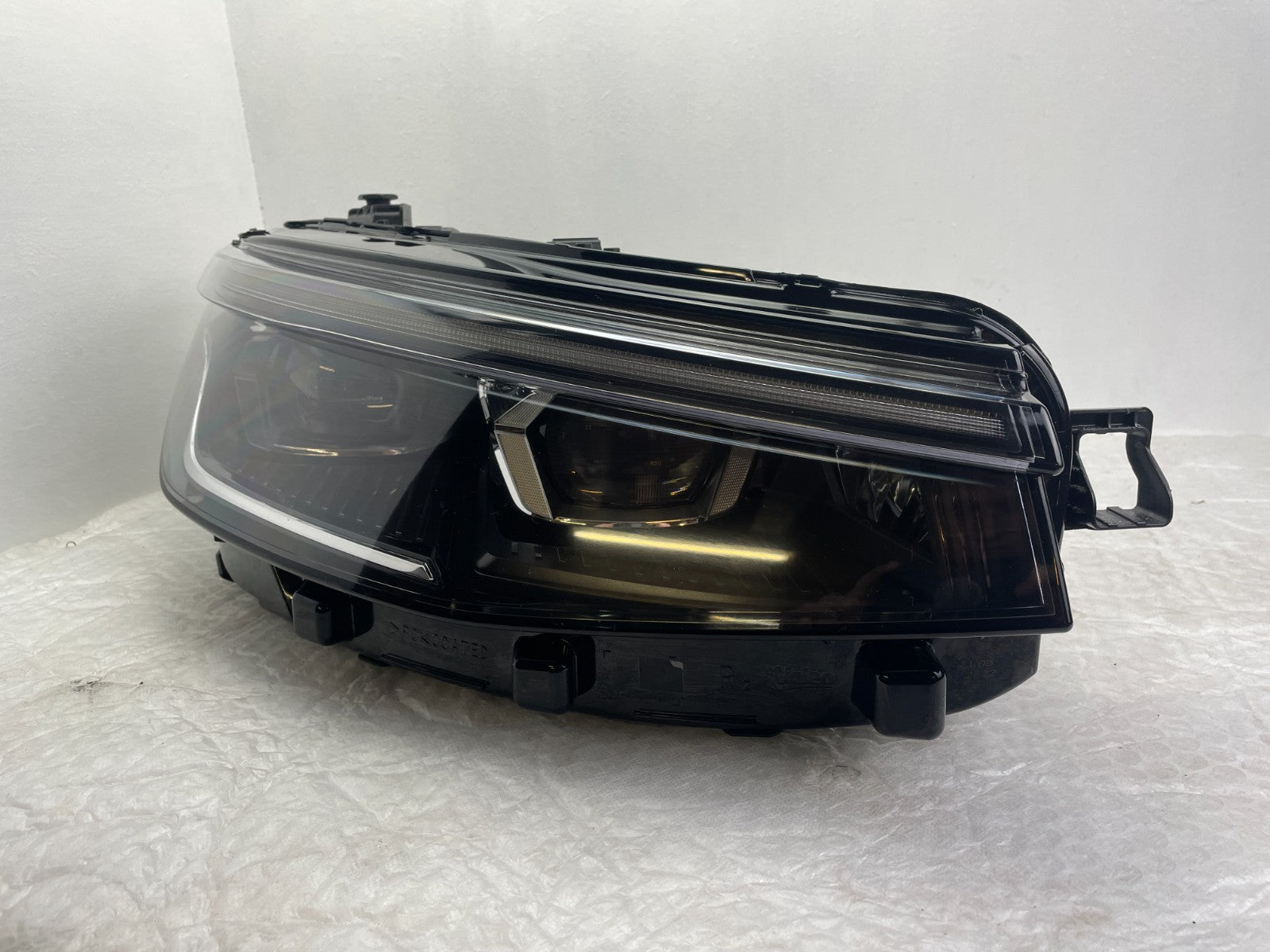 Original VW Passat 3J B9 IQ LED Scheinwerfer rechts 3J19410361