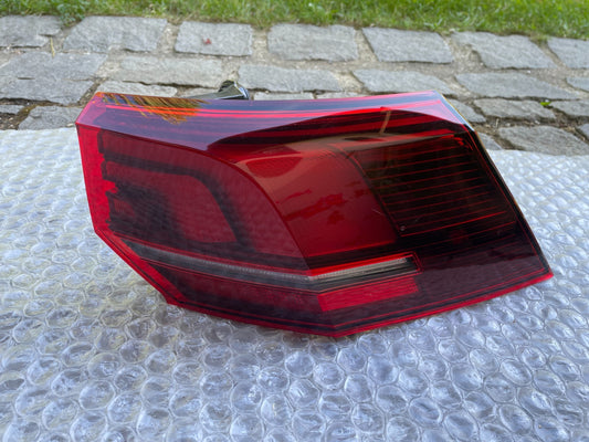 Original VW Golf VIII 8 LED Rückleuchte Heckleuchte rechts 5H0945096E0
