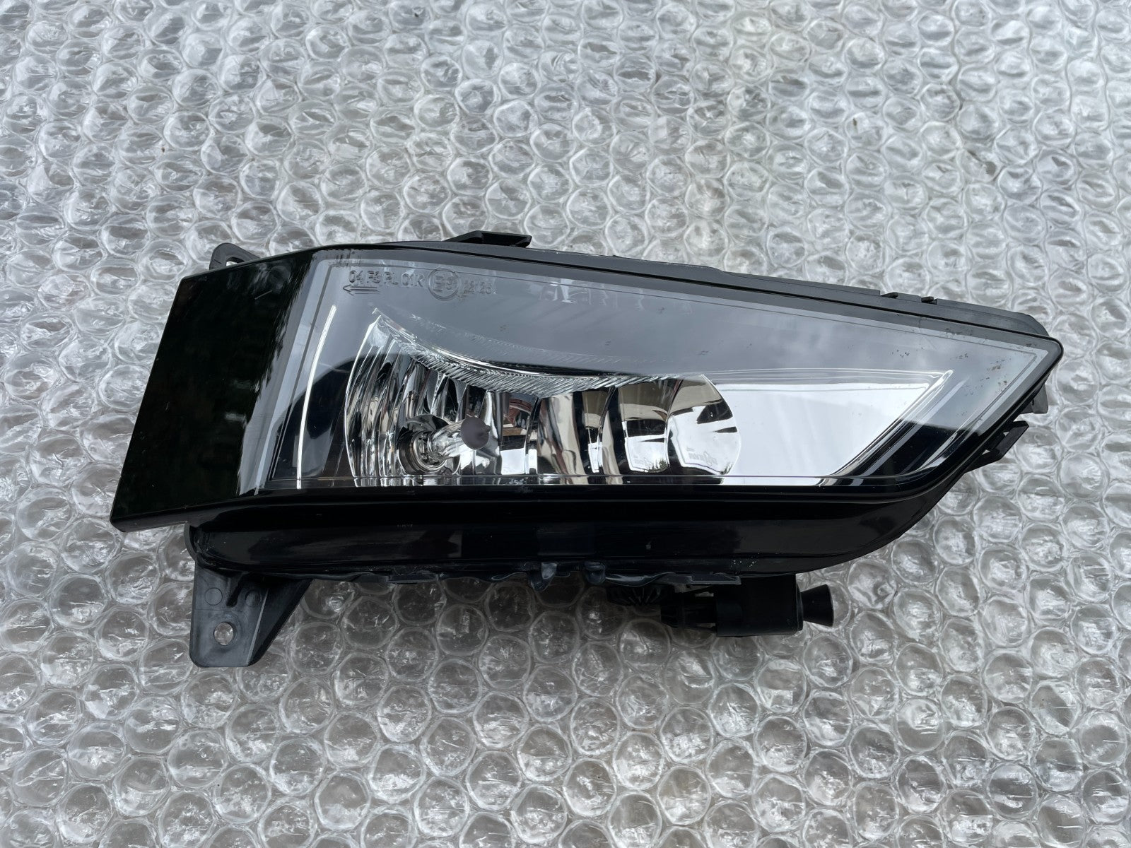 Original Skoda Fabia IV Nebelscheinwerfer rechts 6VA9417000