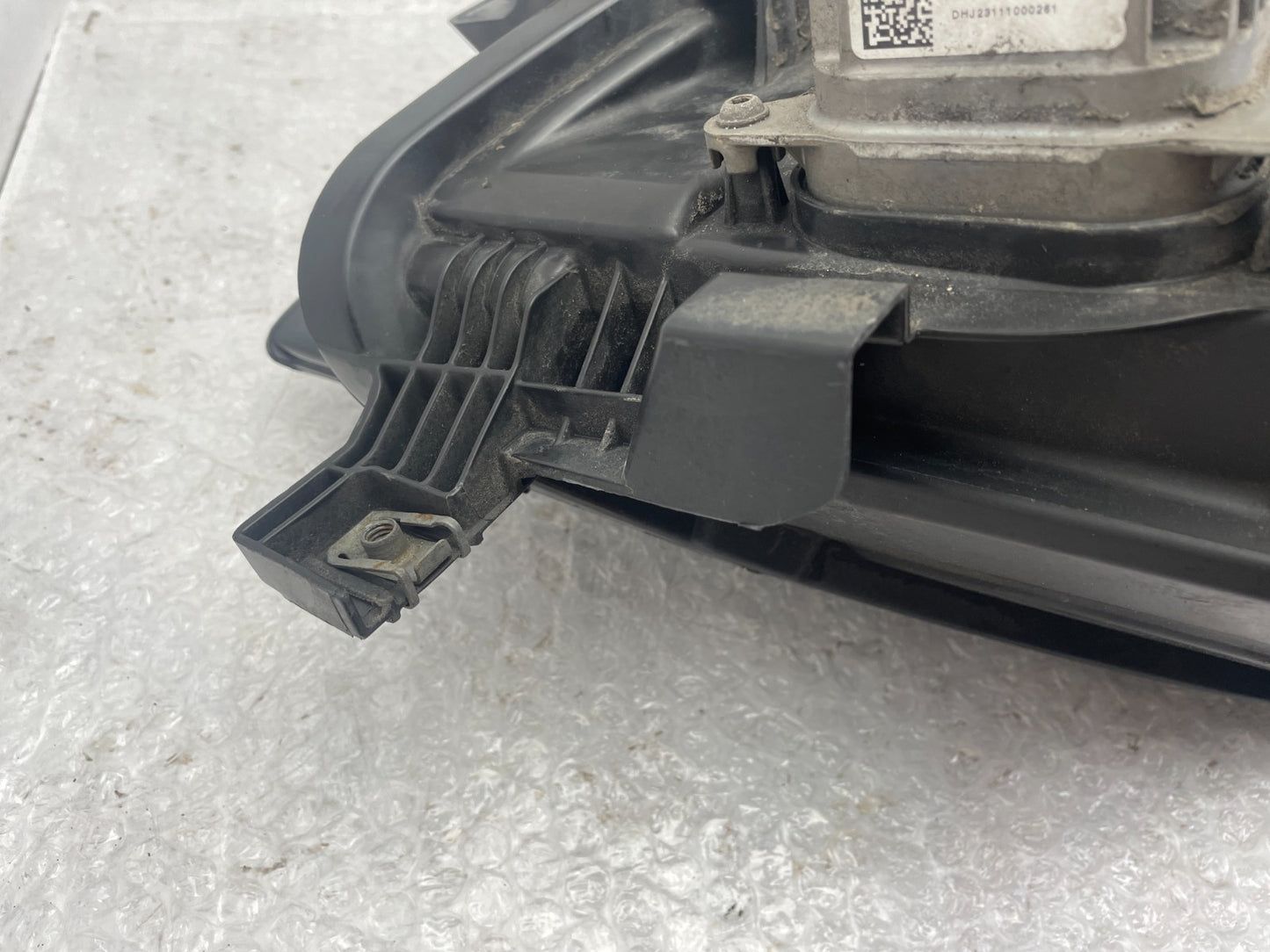 Original Tesla Model 3 LED Scheinwerfer links 1514952-00-D6