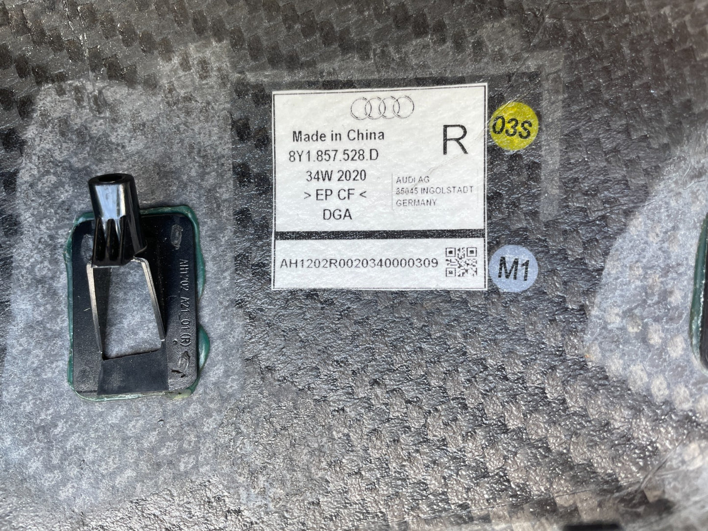 Original Audi A3 S3 RS3 8Y Carbon Spiegelkappe rechts 8Y1857528D5