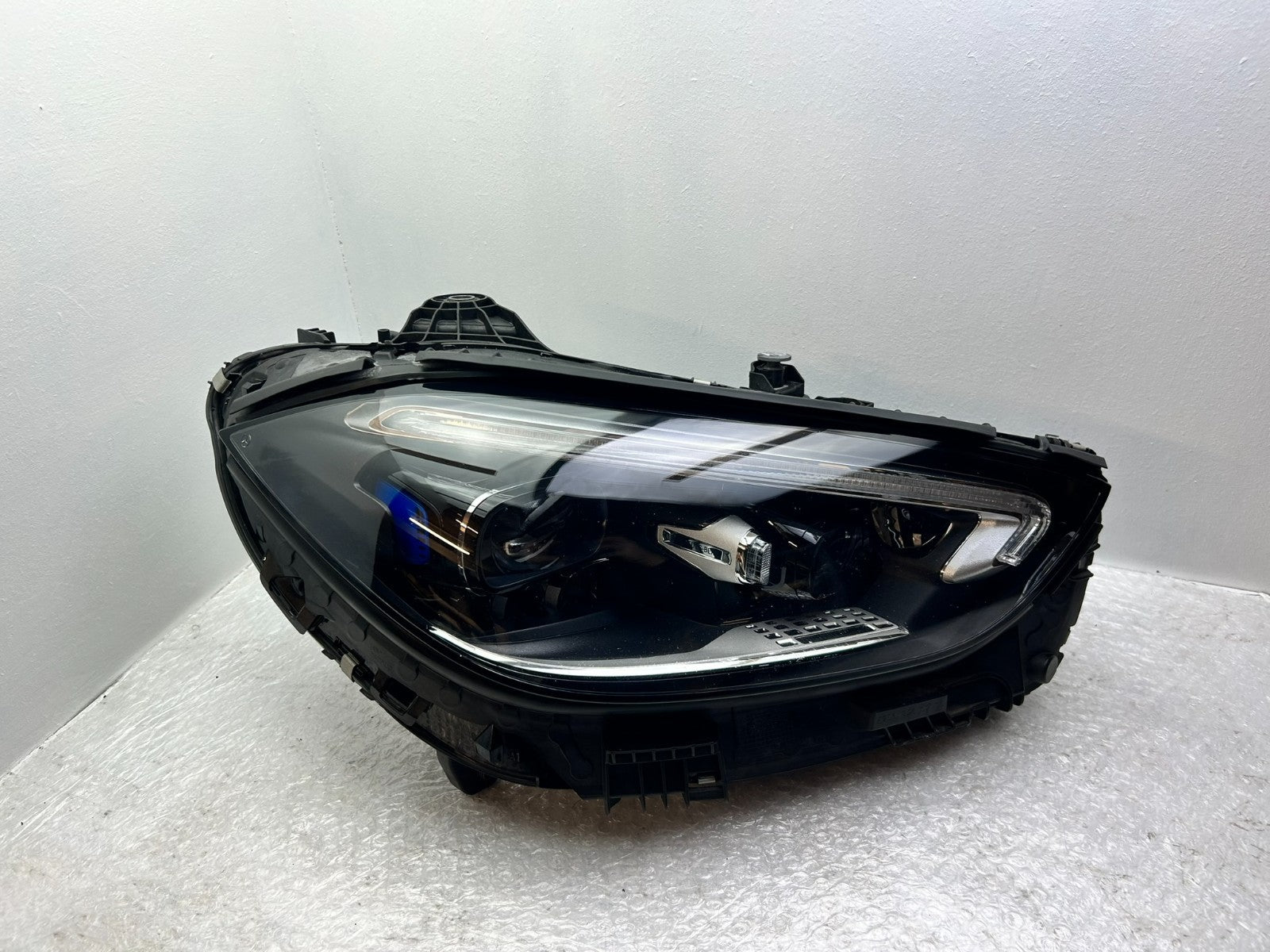 Original Mercedes W206 C-Klasse LED Scheinwerfer rechts A20690654040