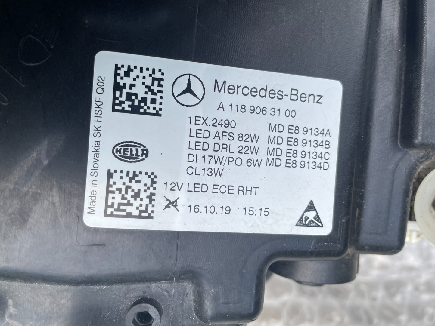 Original Mercedes-Benz CLA C118 Scheinwerfer A11890631004