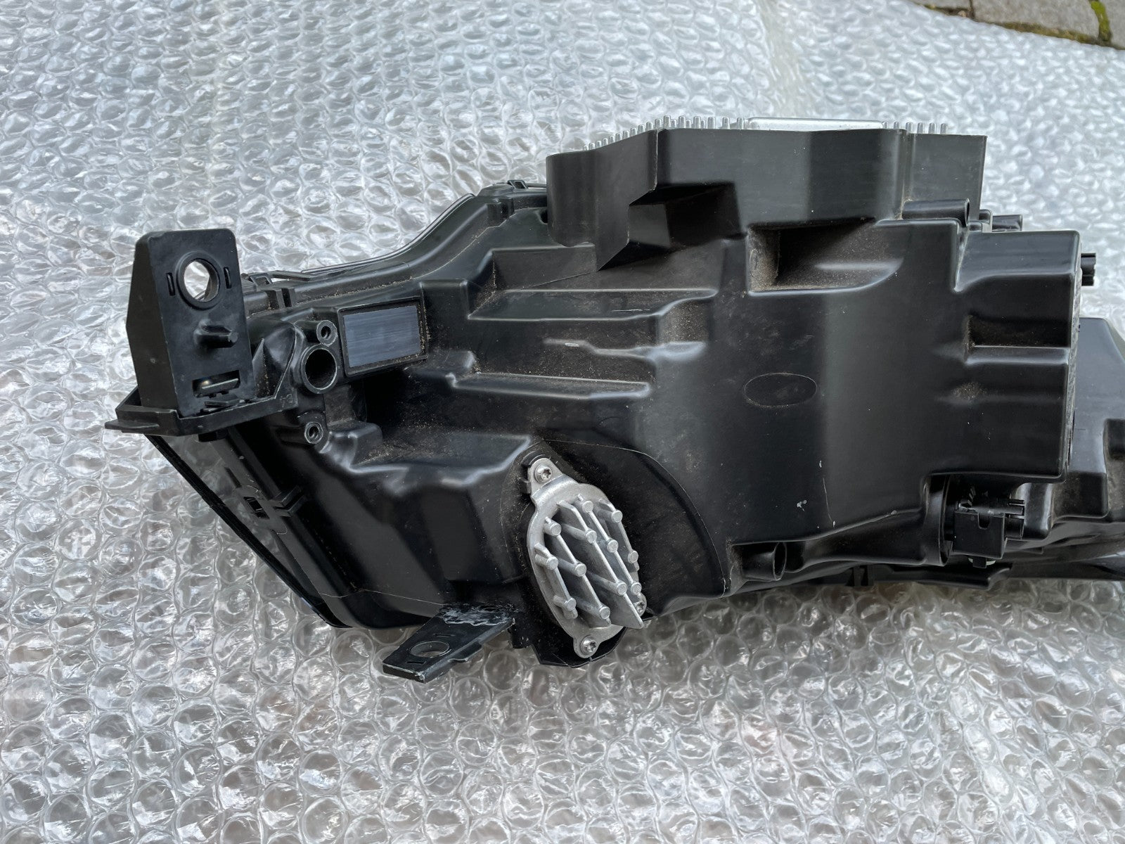 Original Land Rover Discovery LED Scheinwerfer links HY32-13W030-H11