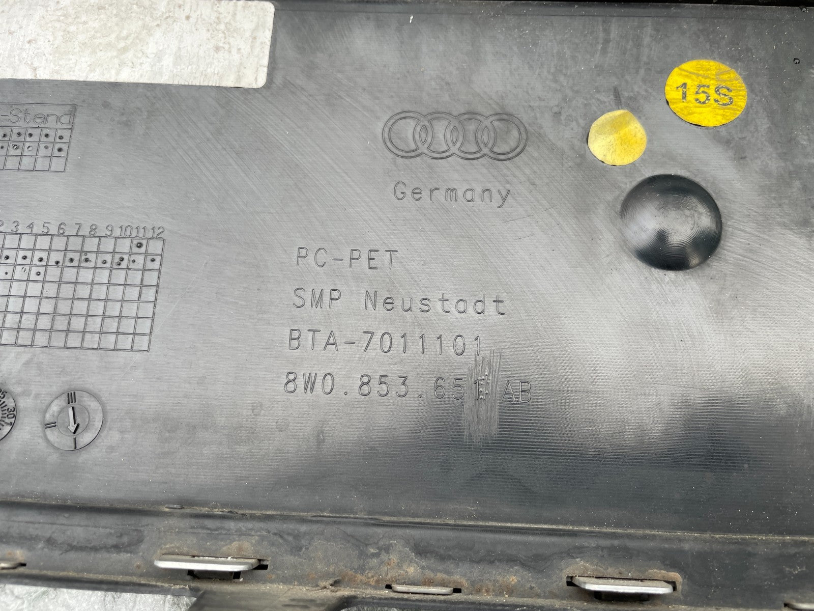 Original Audi A4 8W Quattro Kühlergrill Grill Frontgrill 8W0853651AB5