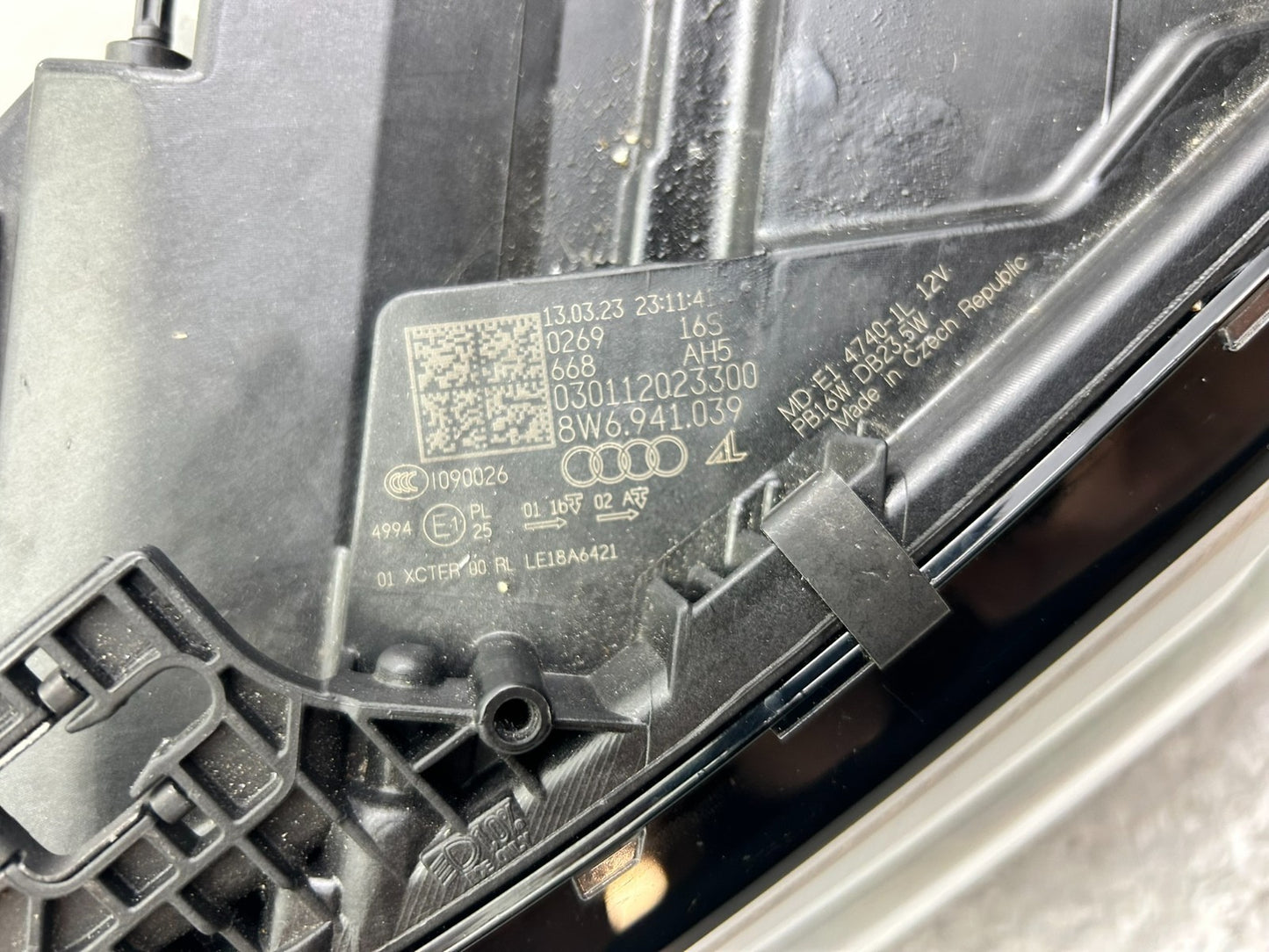 Original Audi A5 8V LED Matrix Scheinwerfer links 8W69410394