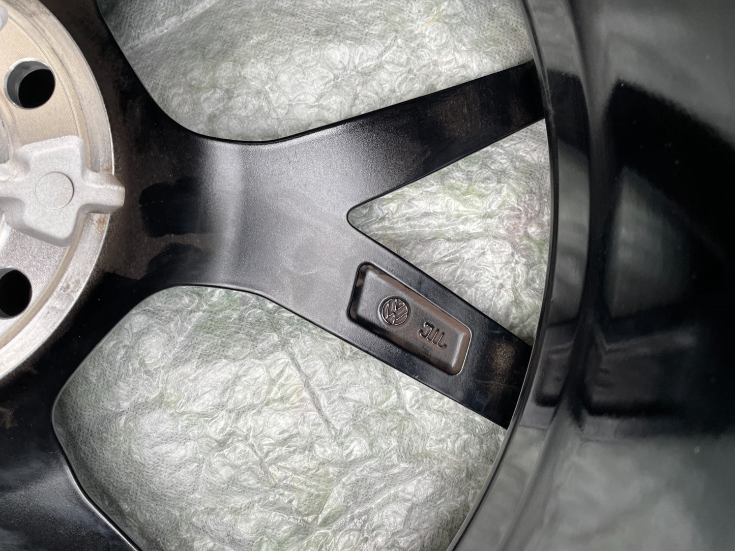 1x Original VW Golf VIII 8 R-linke Alufelge 8Jx19 Zoll ET50 5H0601025S9