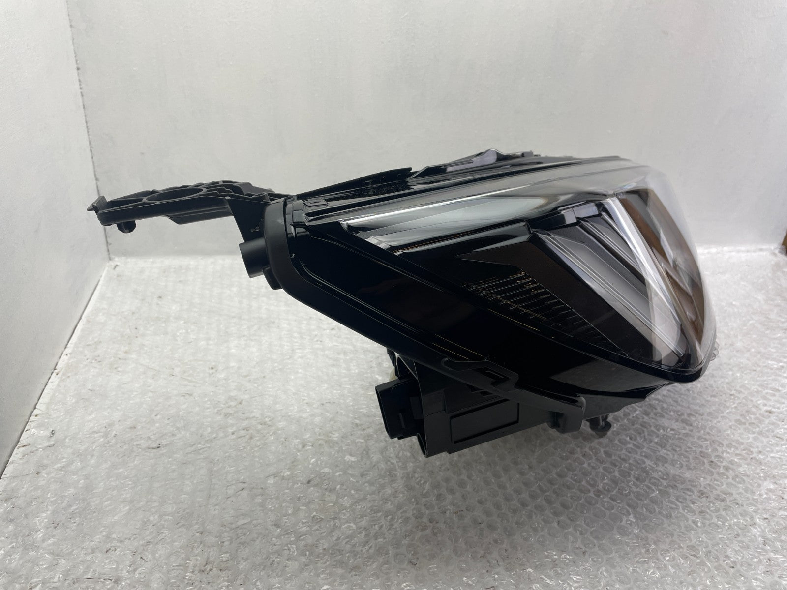 Original Peugeot 208 2008 LED Scheinwerfer rechts 16827723802