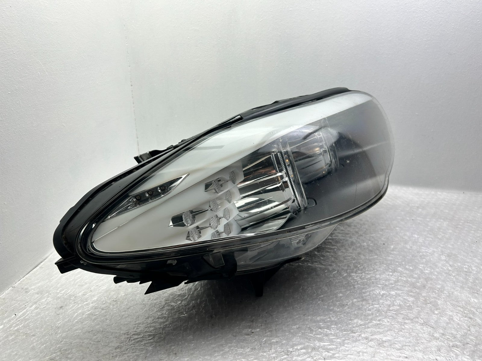 Original BMW 5er F10 F11 Xenon Scheinwerfer rechts 72032522