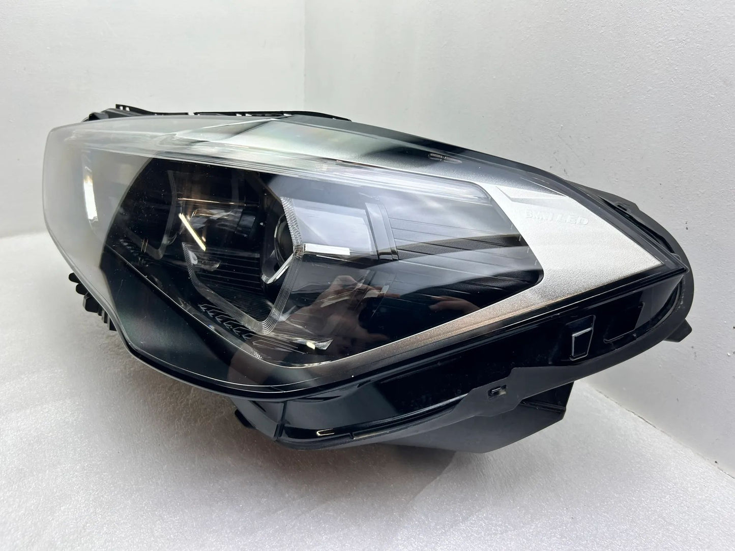 Original BMW X1 F48 LED Scheinwerfer links 7472249