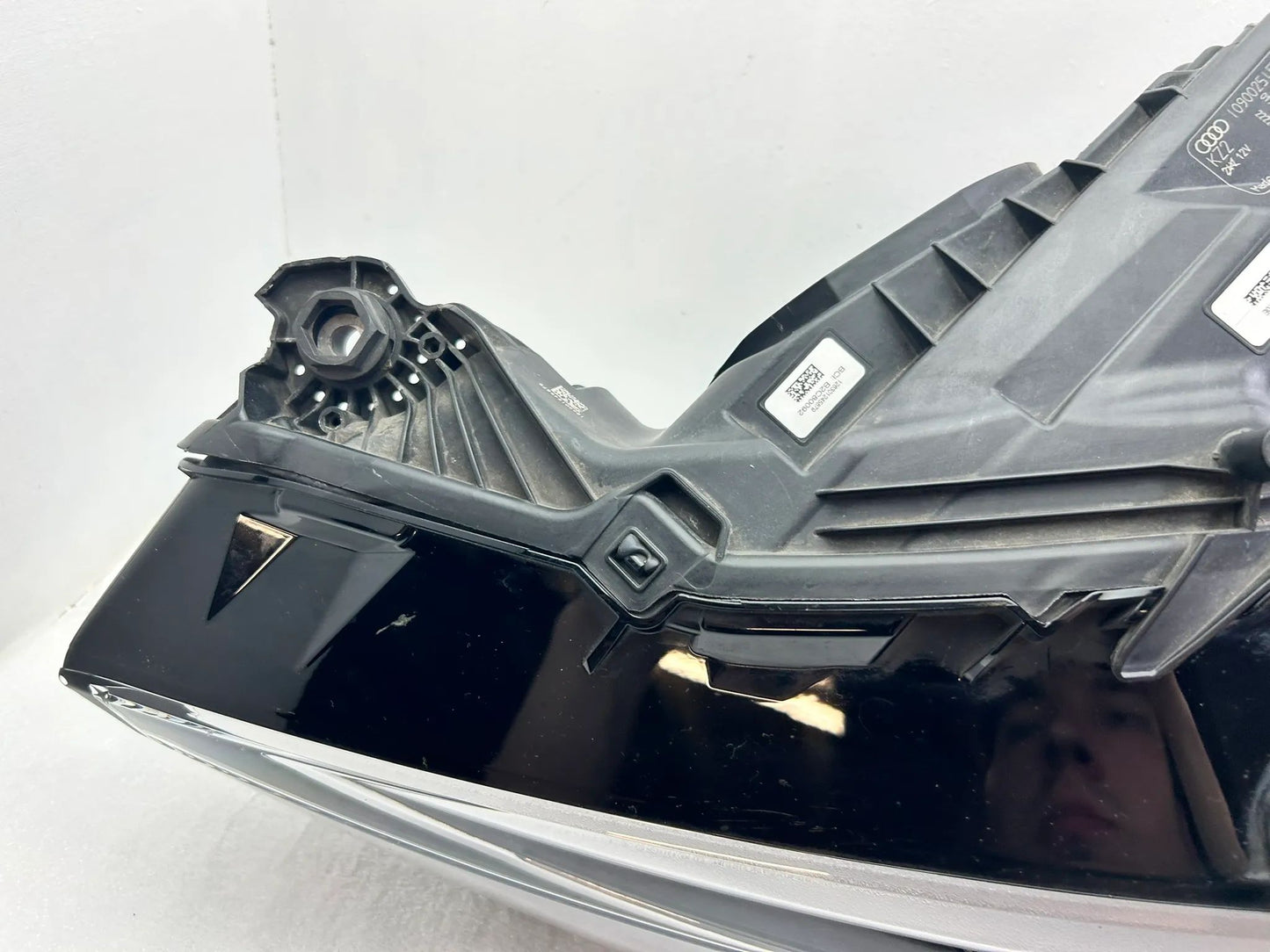 Original Audi Q3 83A LED Scheinwerfer links 83A941033