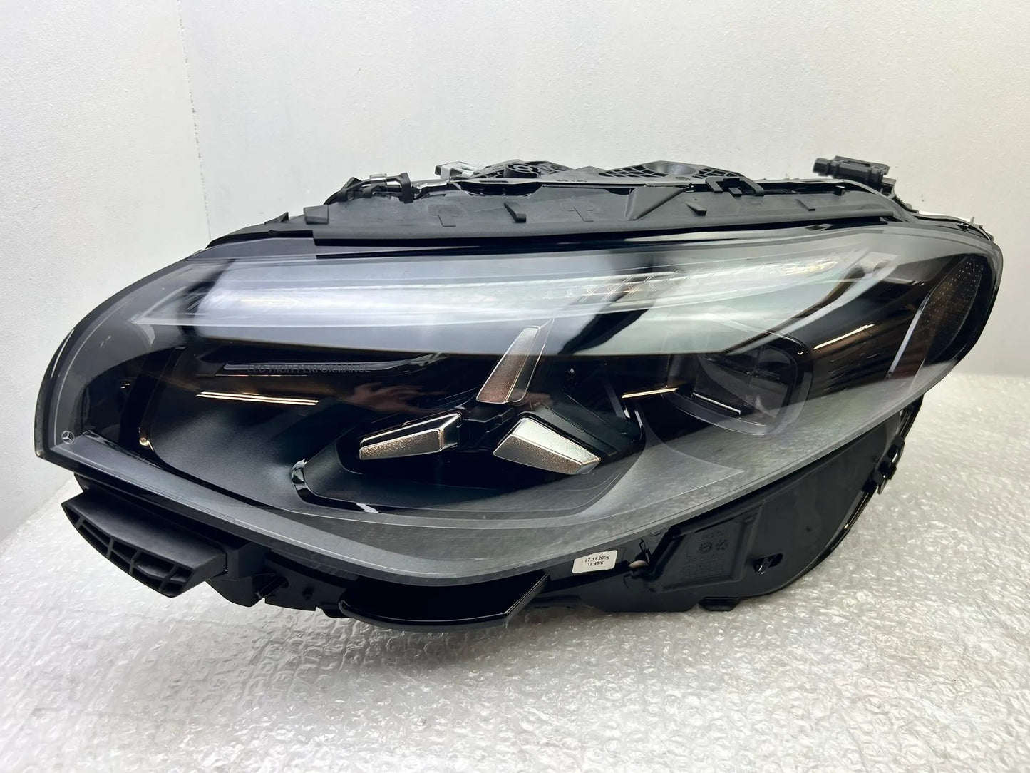 NEU Original Mercedes CLA W174 LED Scheinwerfer links A1749062502