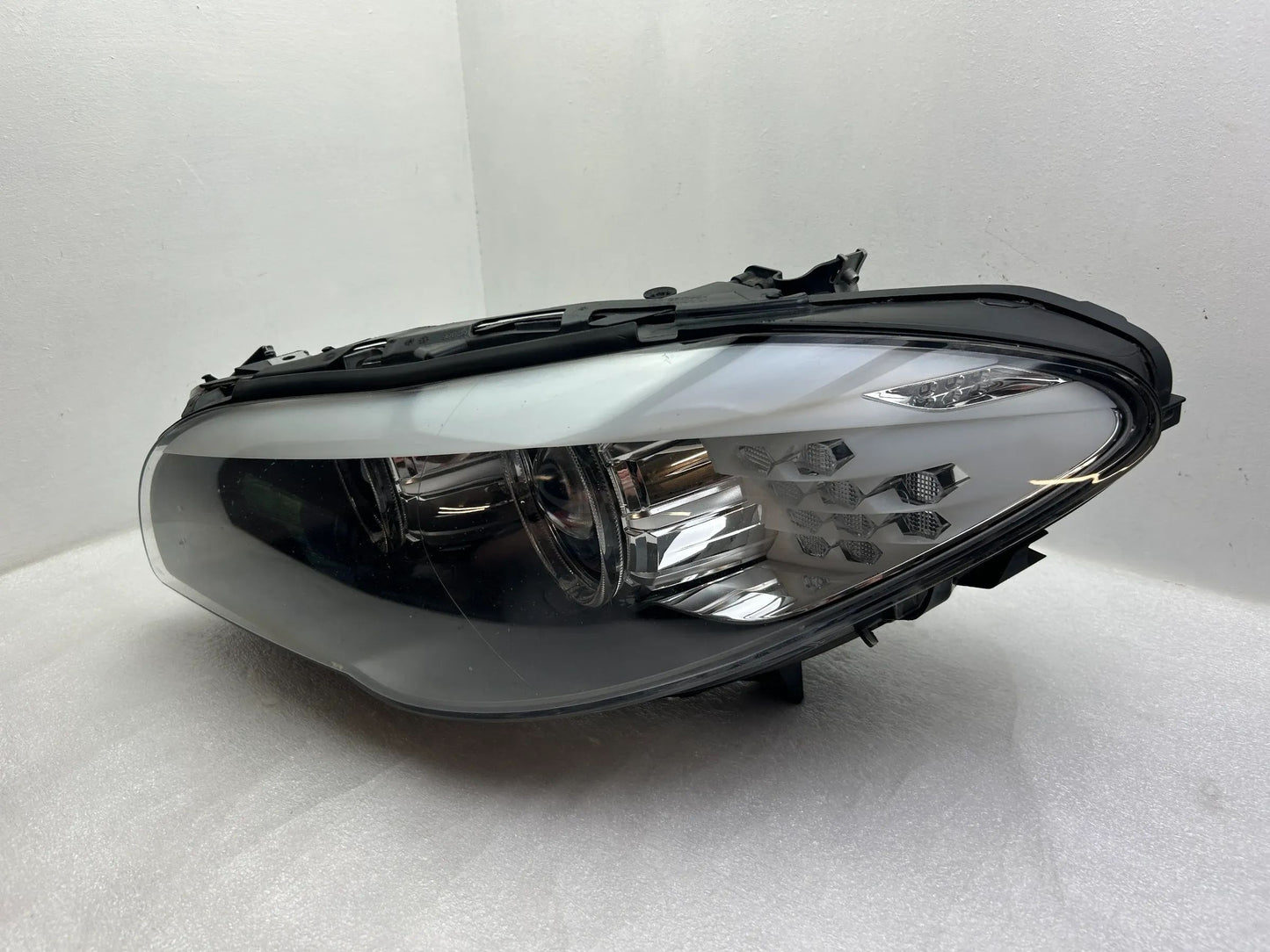 BMW 5er F10 F11 Xenon Scheinwerfer links 7271911 7203245