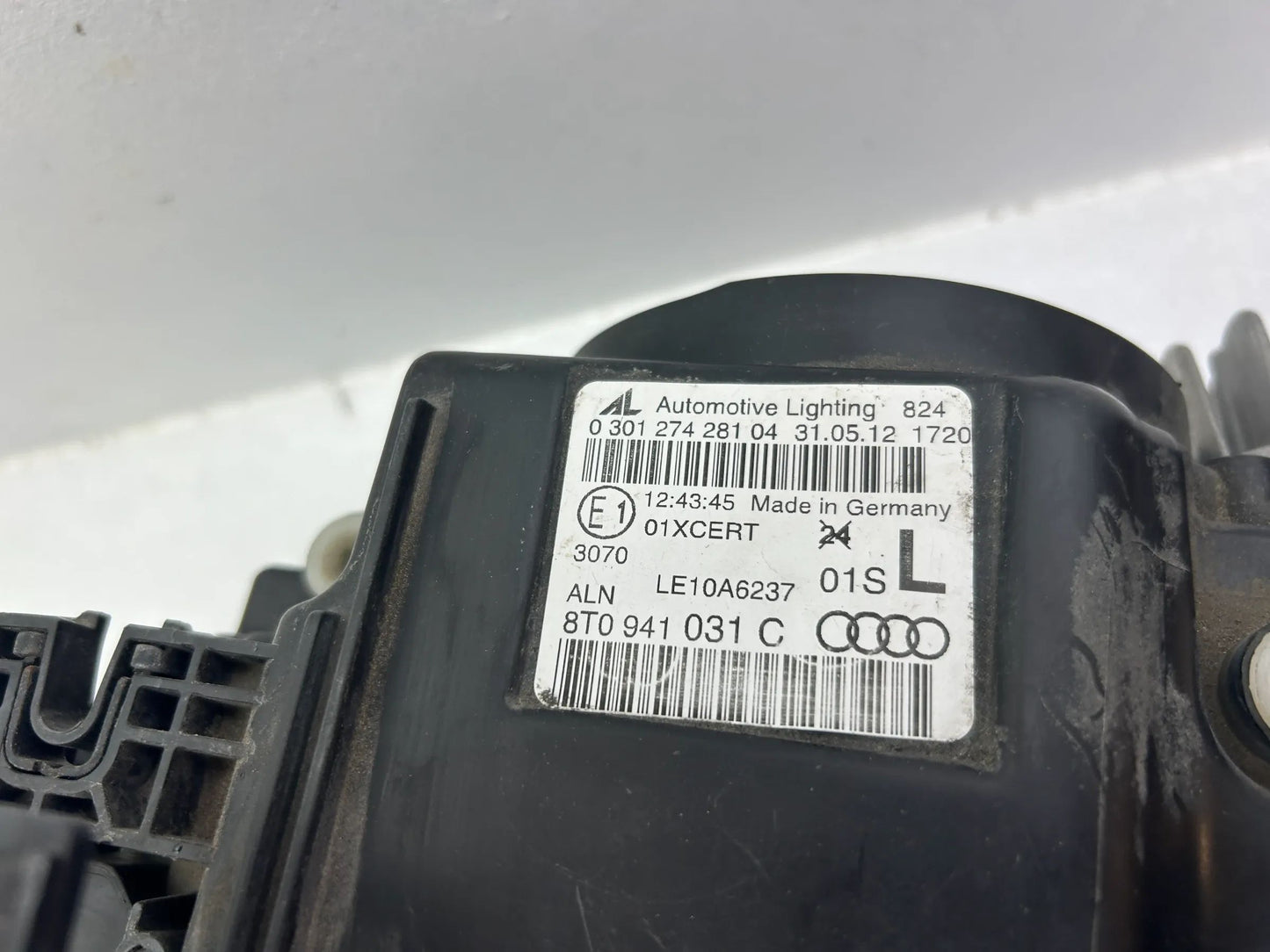 Original Audi A5 8T Xenon Scheinwerfer links 8T0941031C