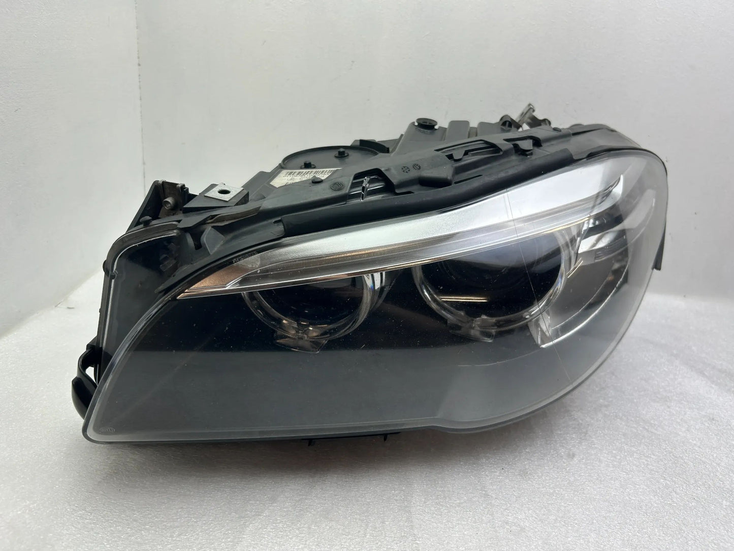 Original BMW 5er F10 F11 Bi-Xenon Scheinwerfer links 7343911
