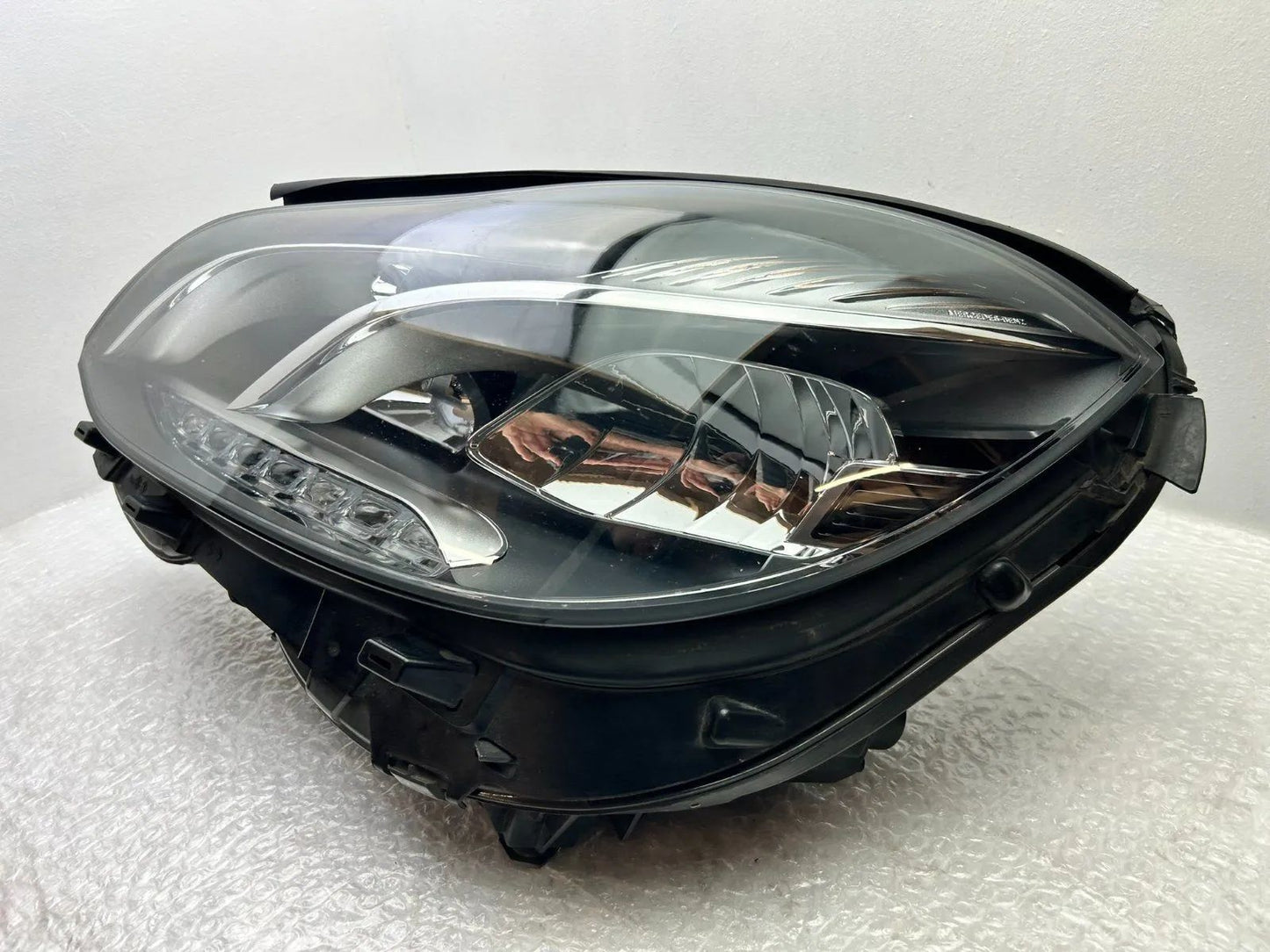 Mercedes E-Klasse W212 LED Scheinwerfer links A2128204939