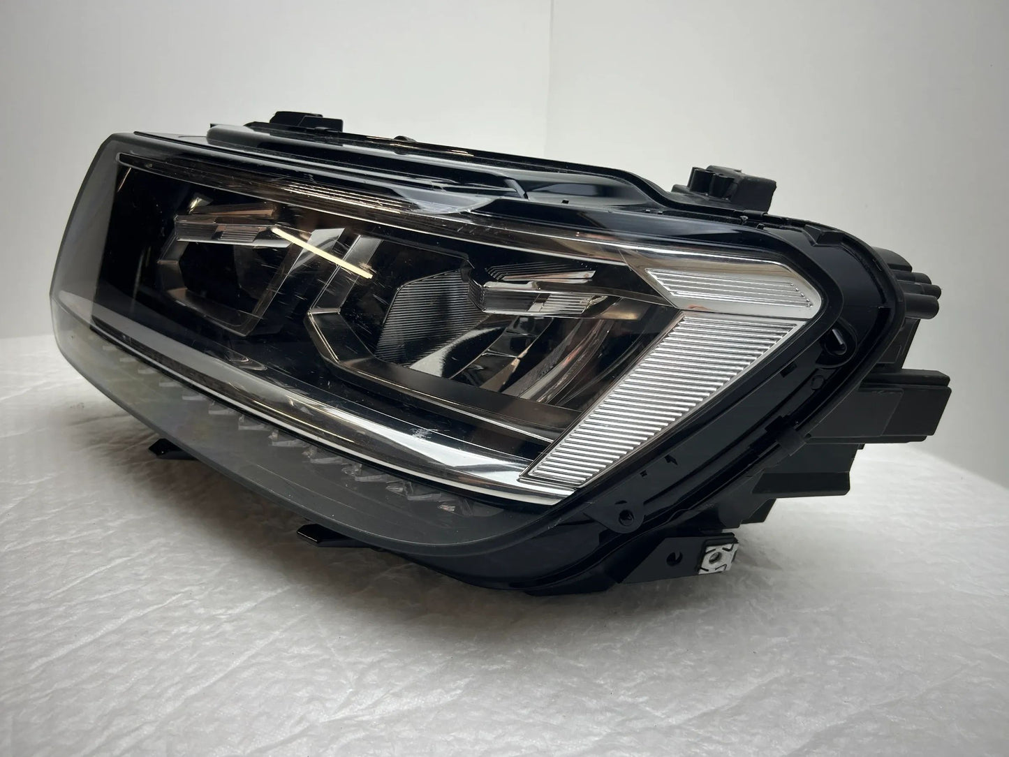 Original VW Tiguan LED Scheinwerfer links 5NB941035E DEFEKT