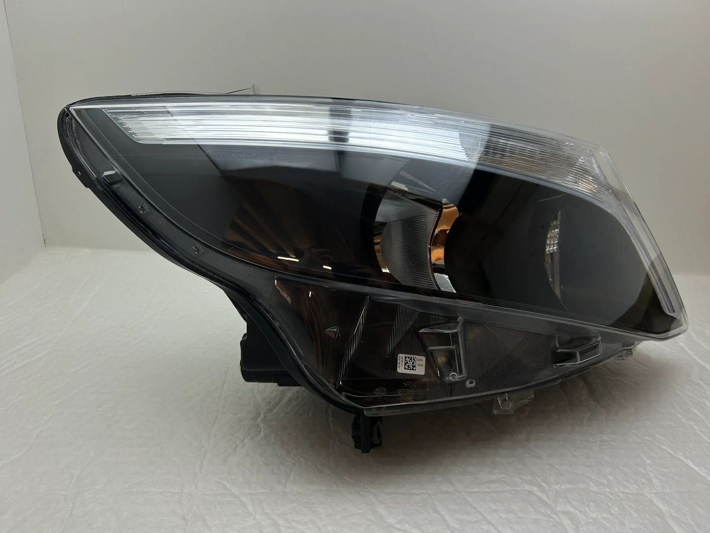 Mercedes W447 Vito V-Klasse Scheinwerfer rechts A4479067800