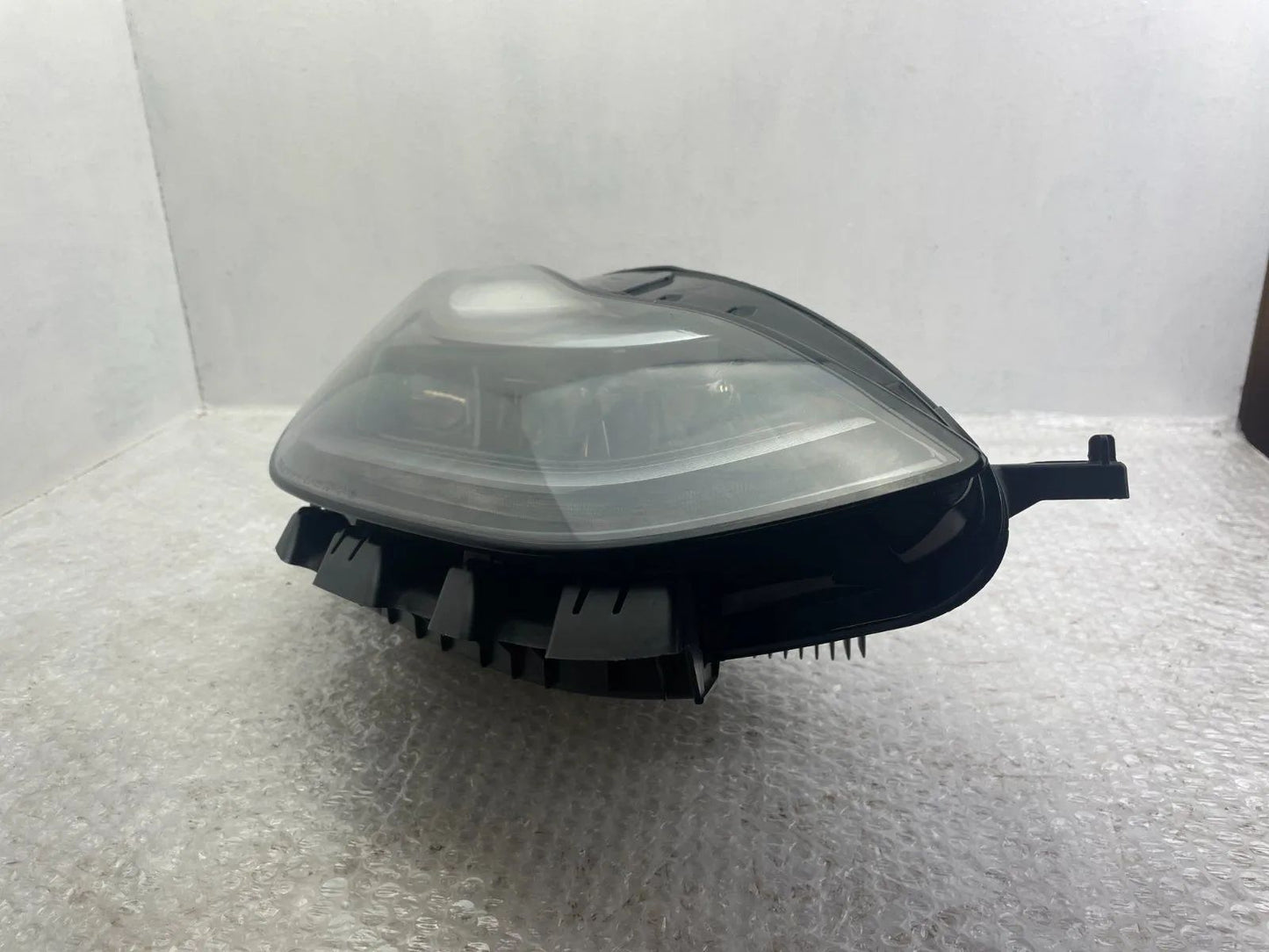Original Tesla Model 3 LED Scheinwerfer rechts 1514953-00-D